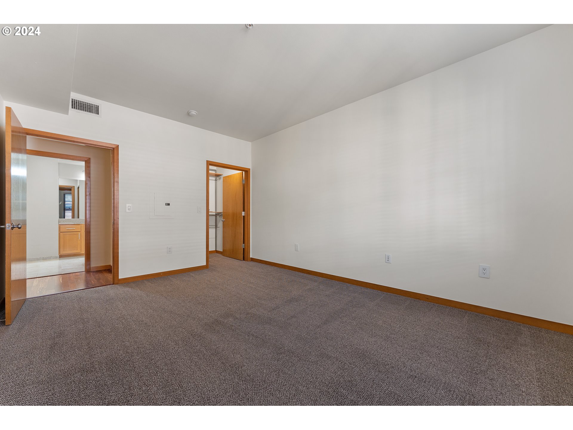 2335 NW Raleigh ST 311