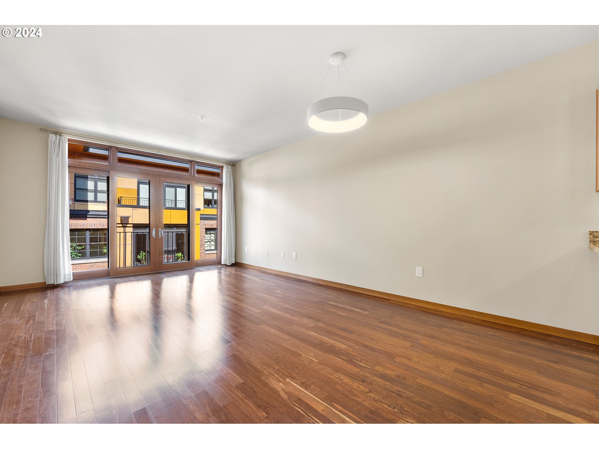 2335 NW Raleigh ST 311