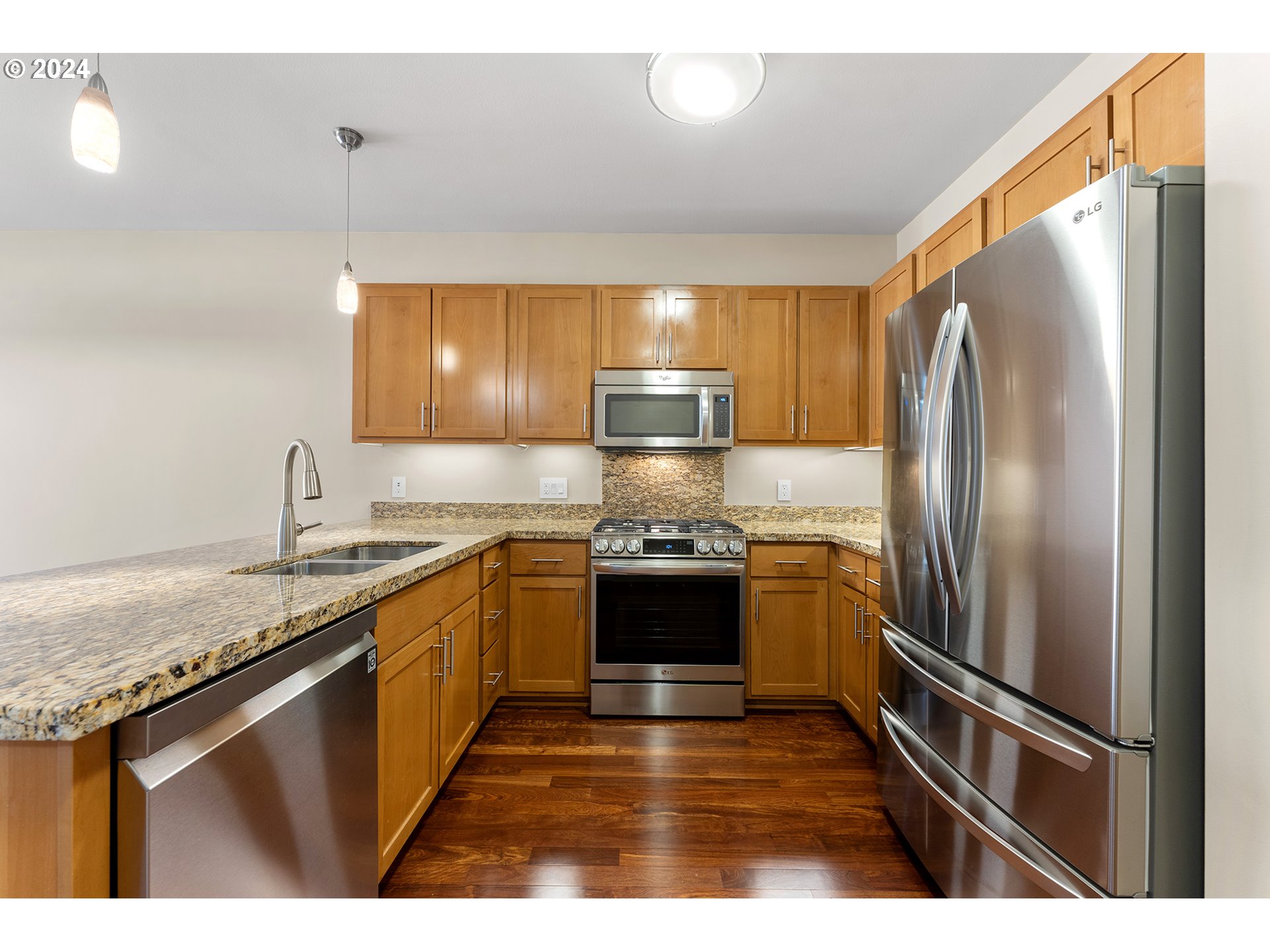 2335 NW Raleigh ST 311