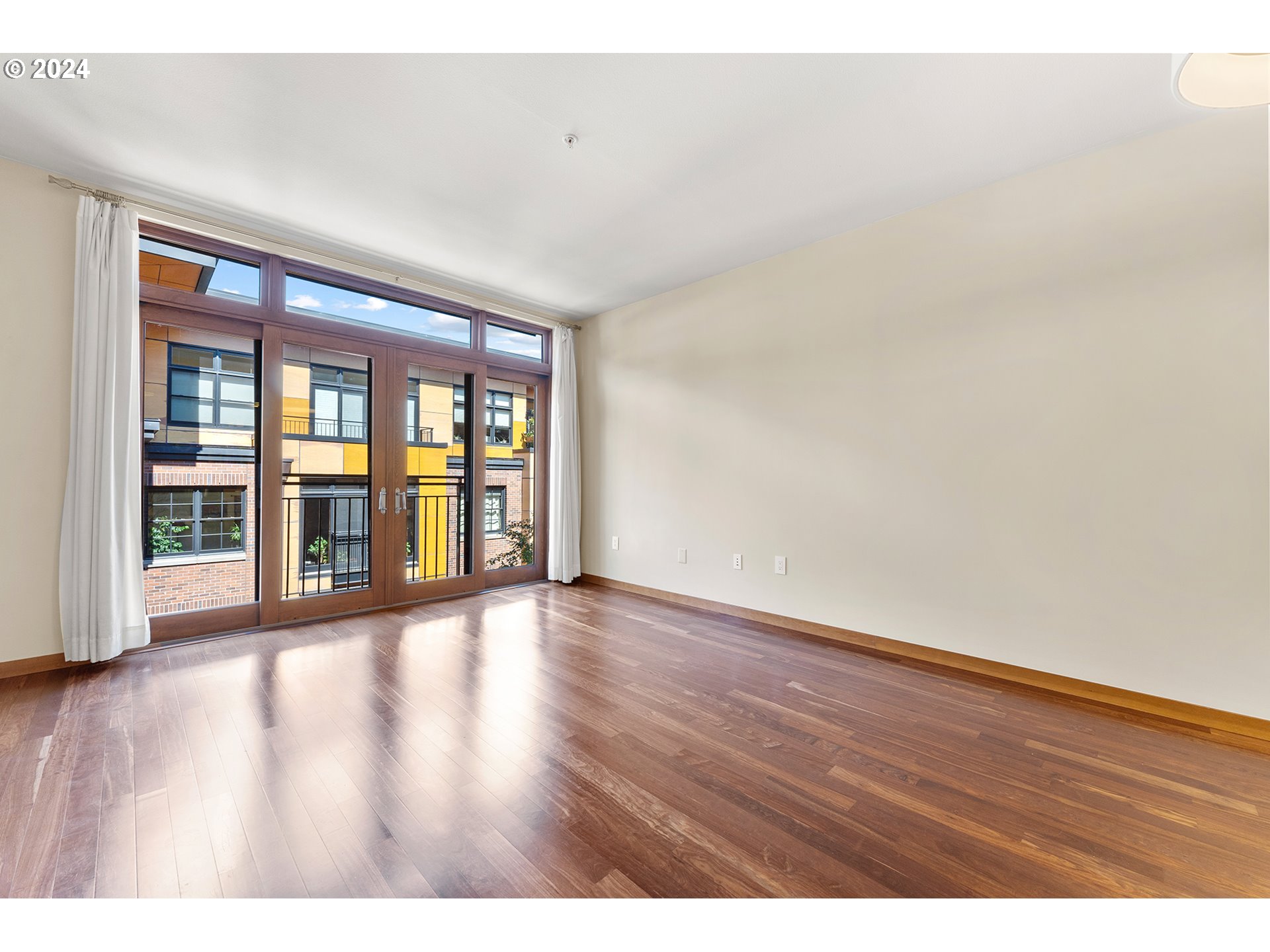 2335 NW Raleigh ST 311