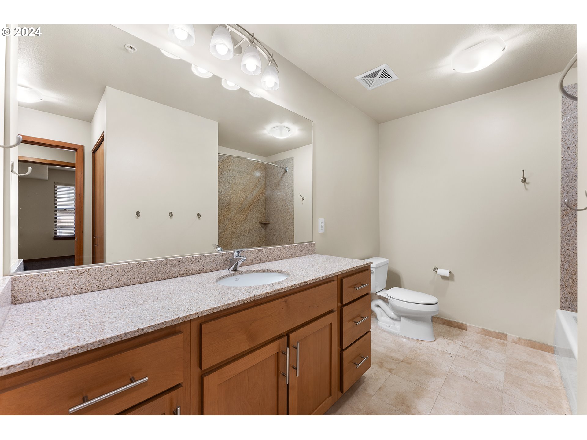 2335 NW Raleigh ST 311