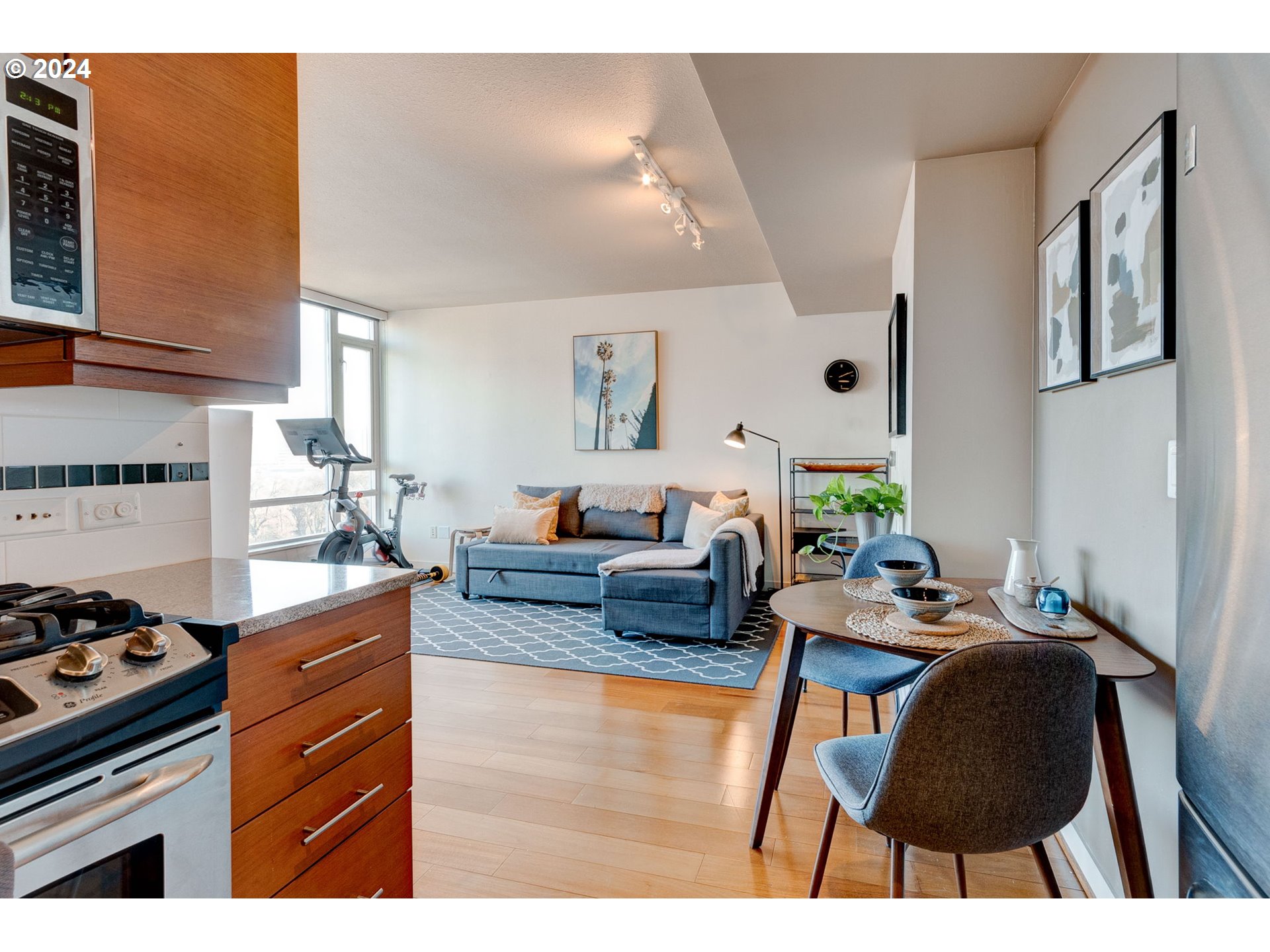 1500 SW 11TH AVE 1206