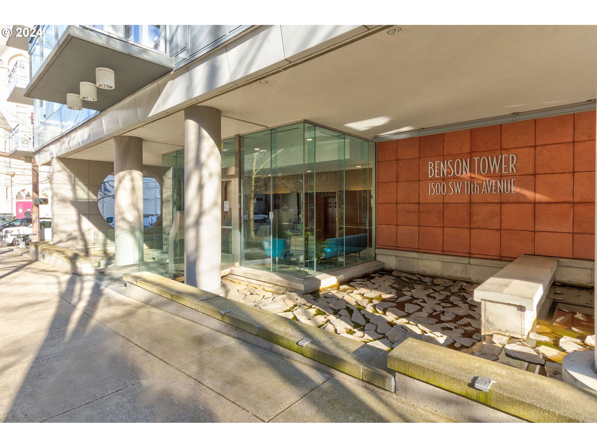 1500 SW 11TH AVE 1206