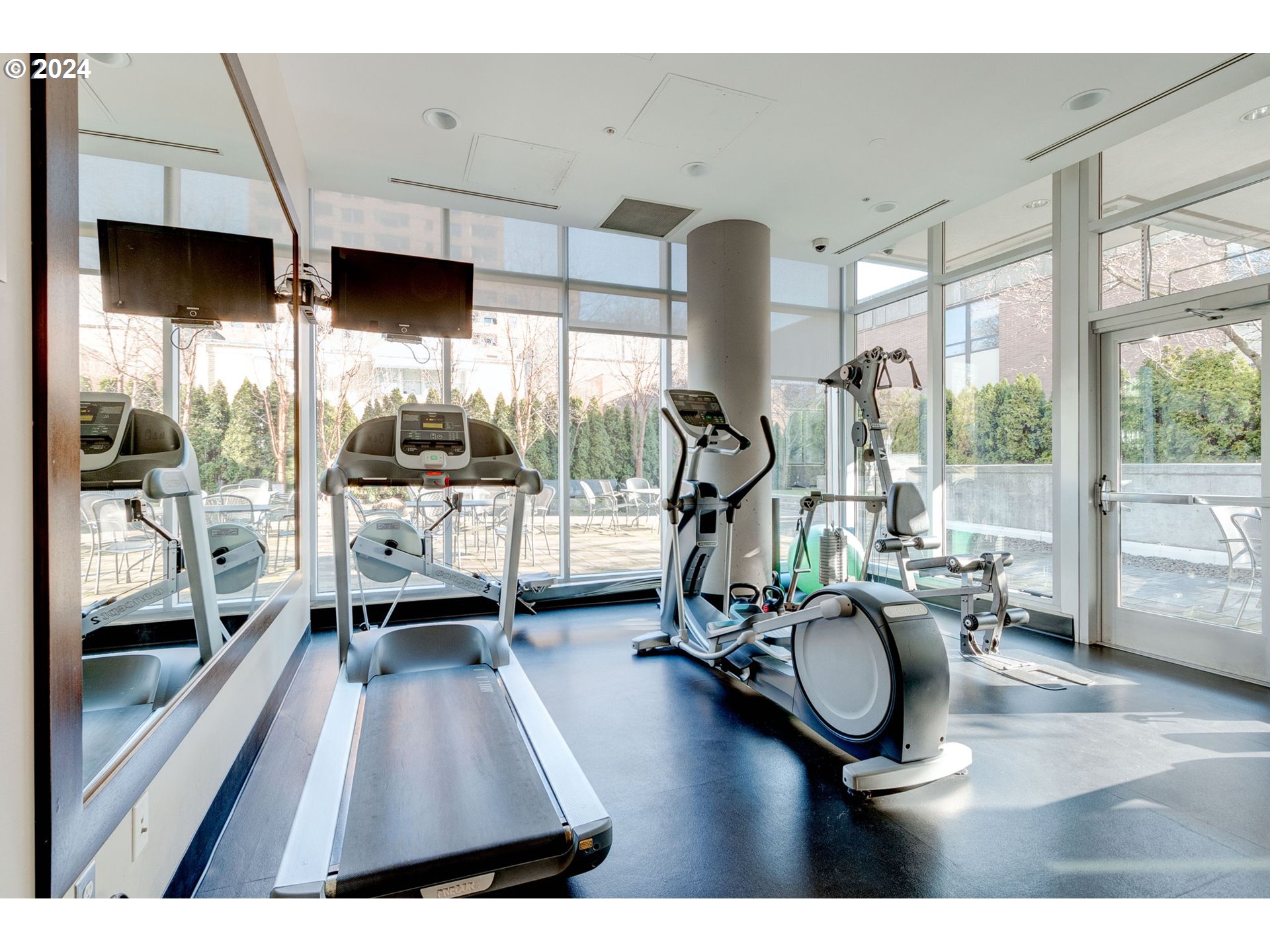 1500 SW 11TH AVE 1206