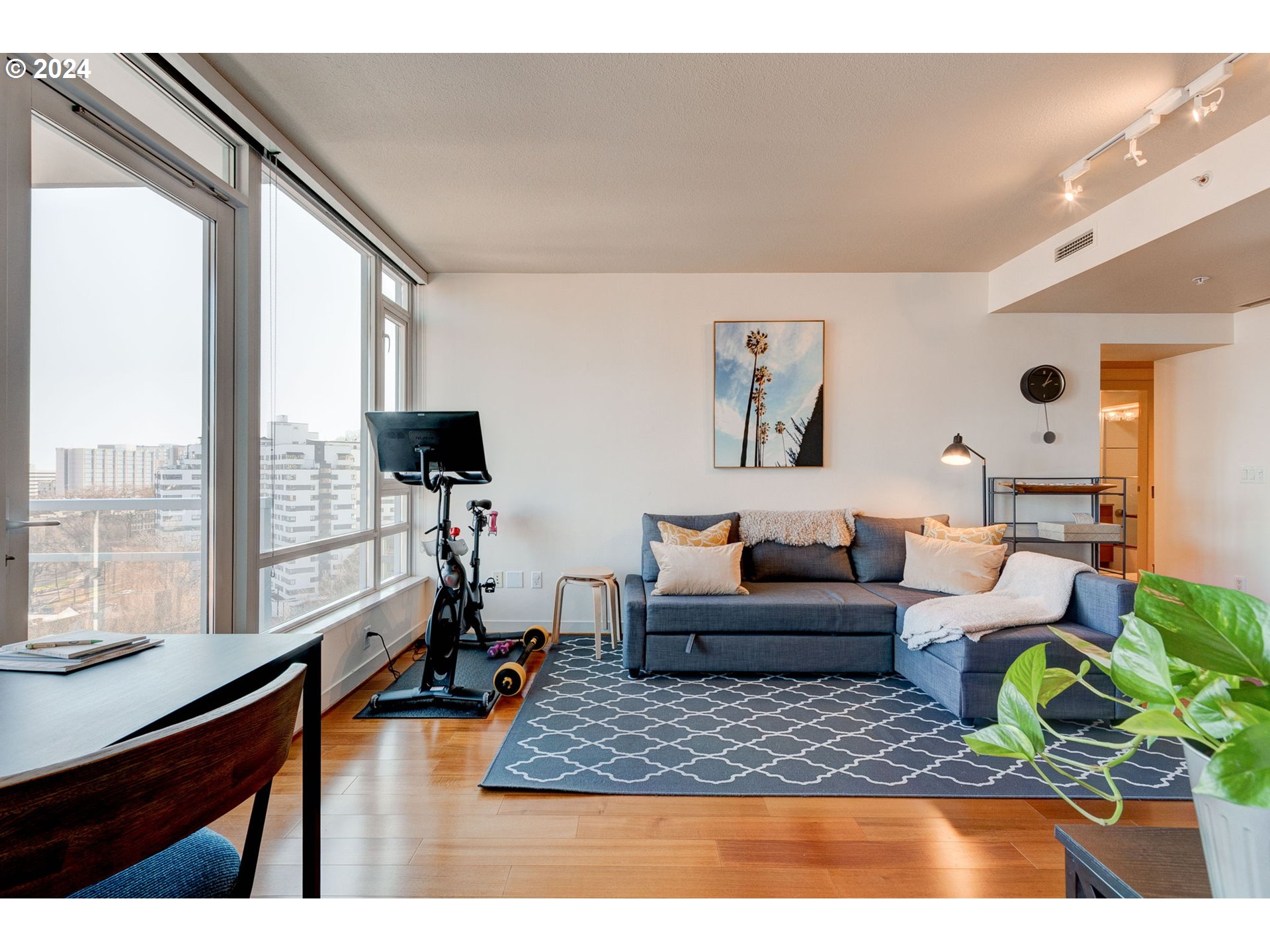 1500 SW 11TH AVE 1206