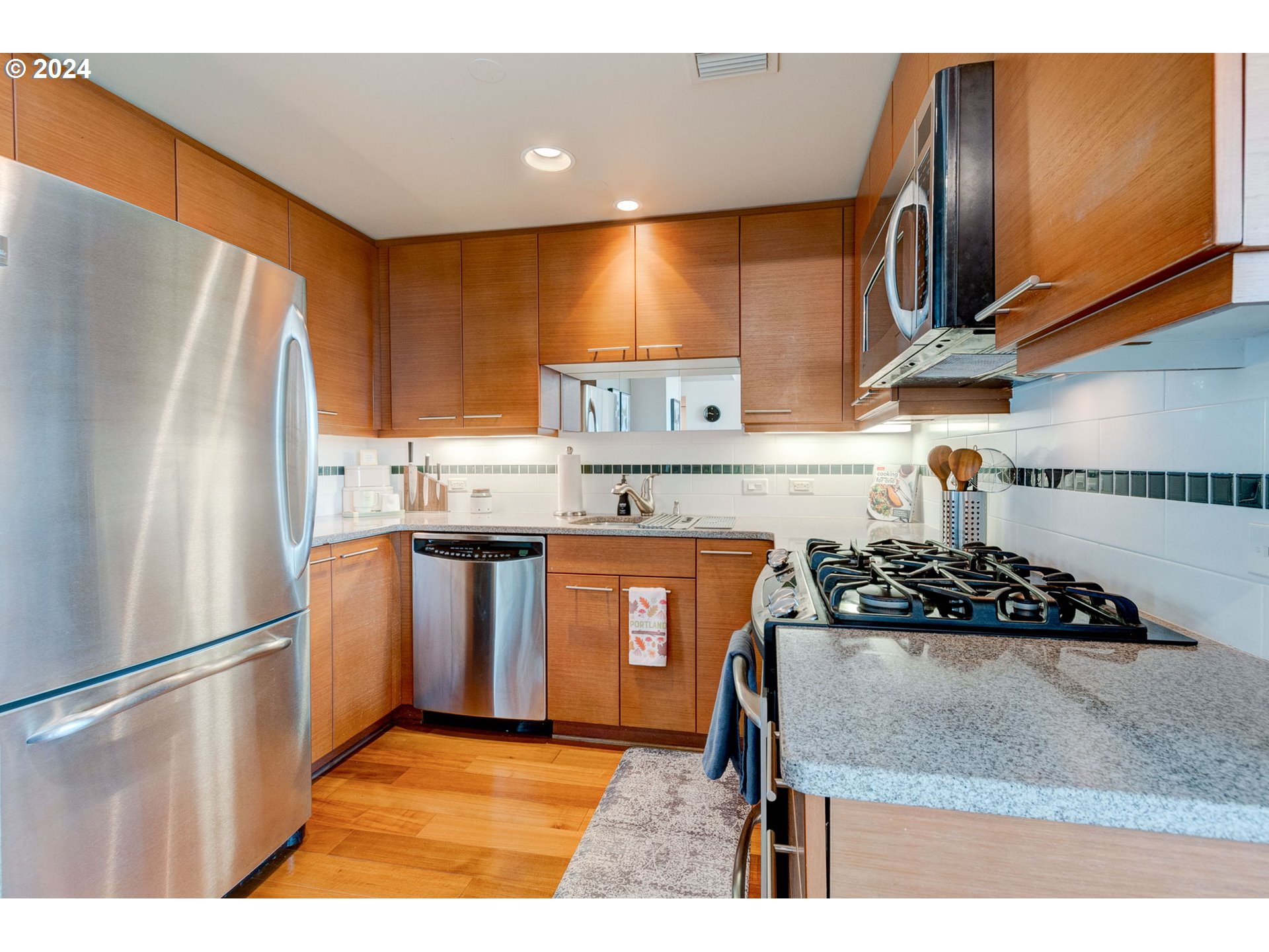 1500 SW 11TH AVE 1206