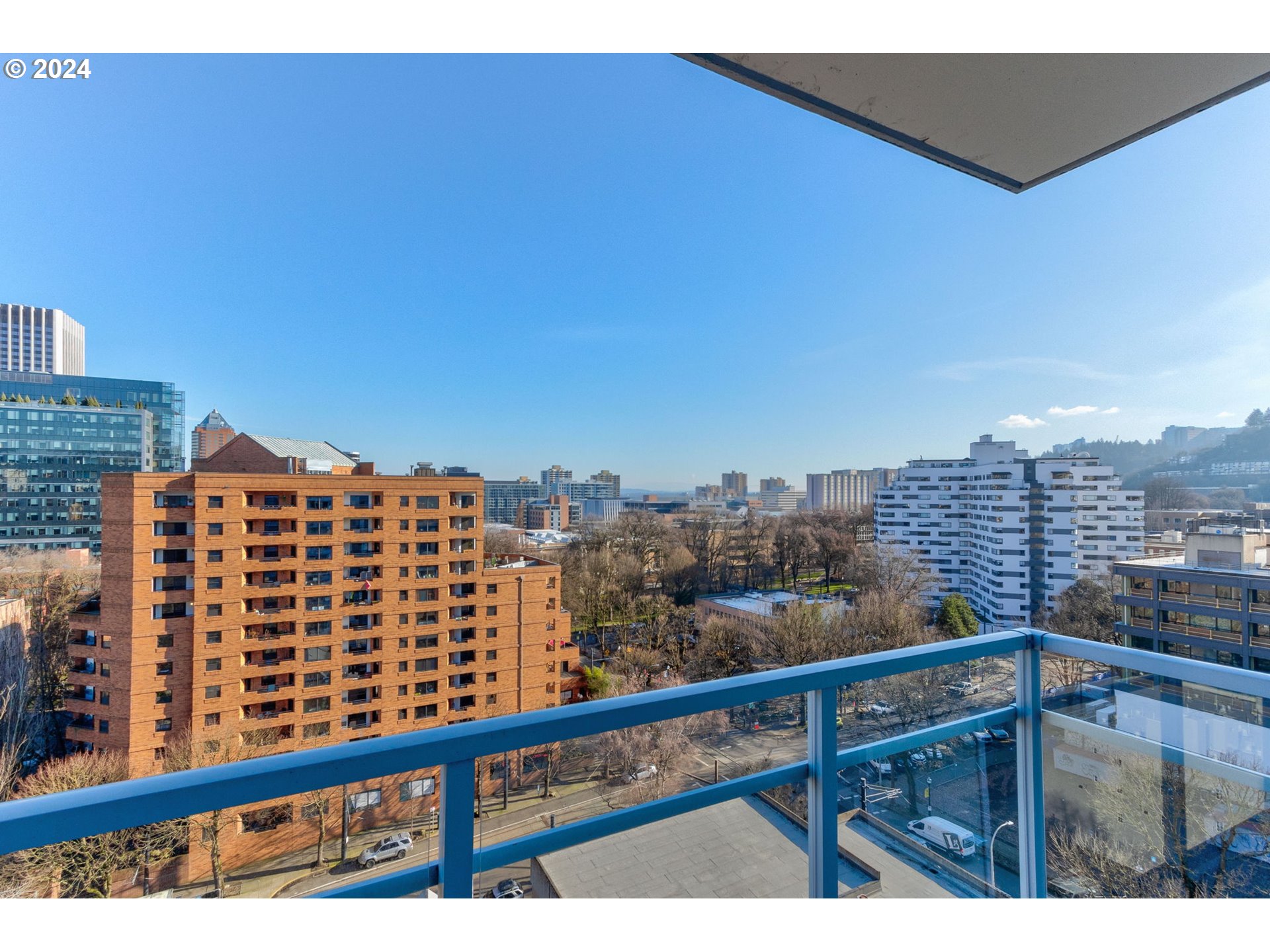 1500 SW 11TH AVE 1206