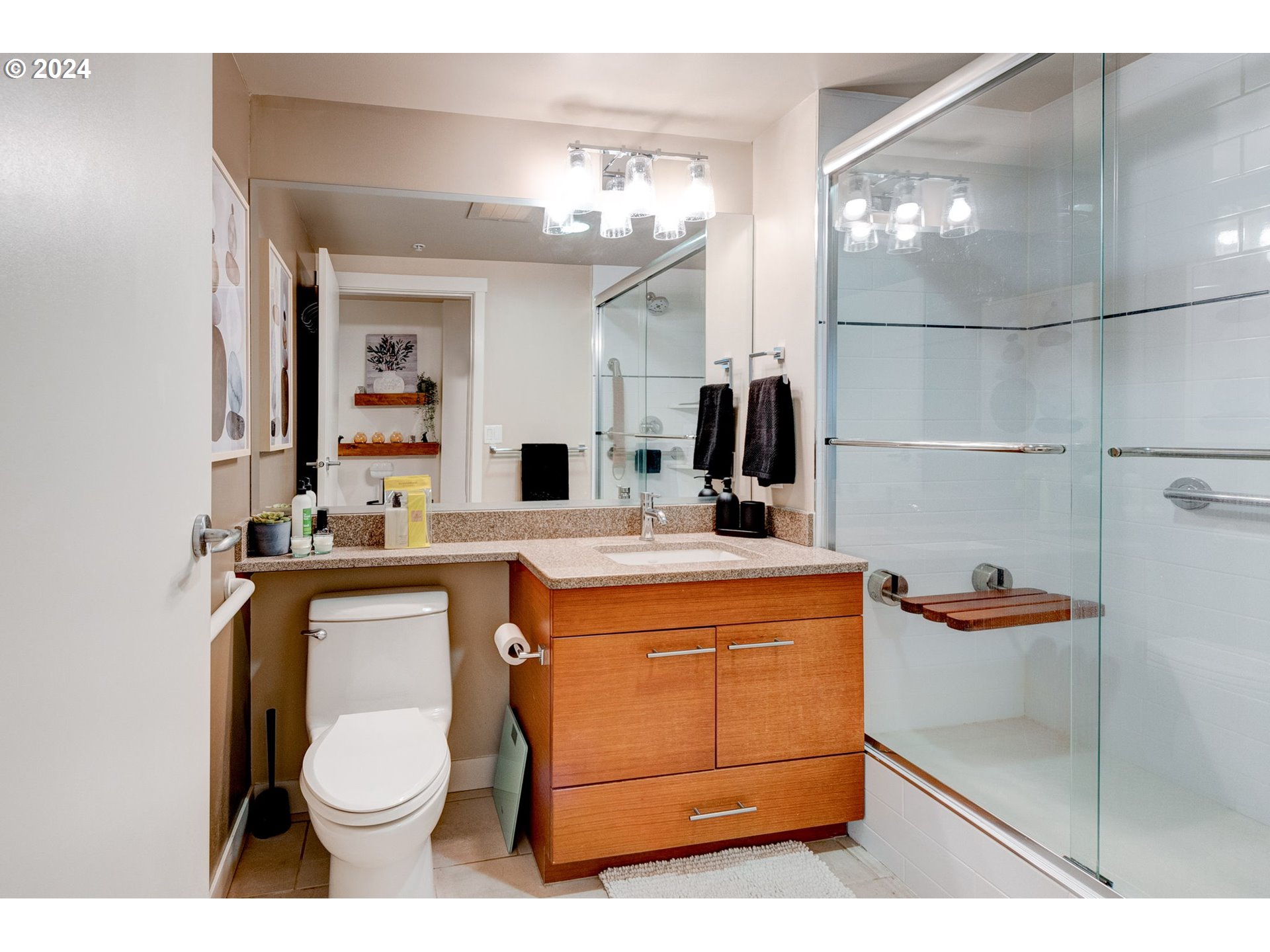 1500 SW 11TH AVE 1206