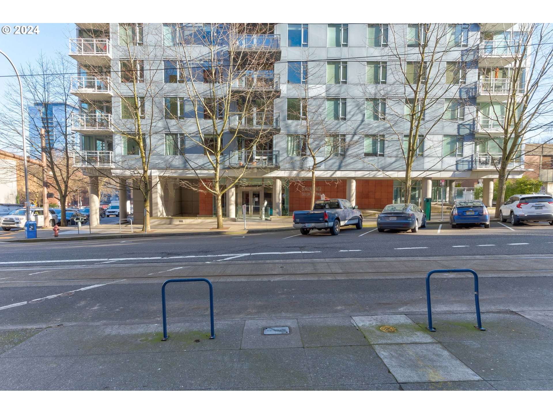 1500 SW 11TH AVE 1206