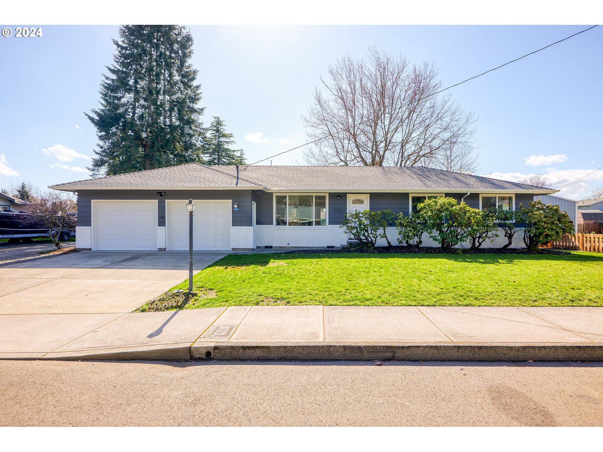 1920 SE ALDER ST
