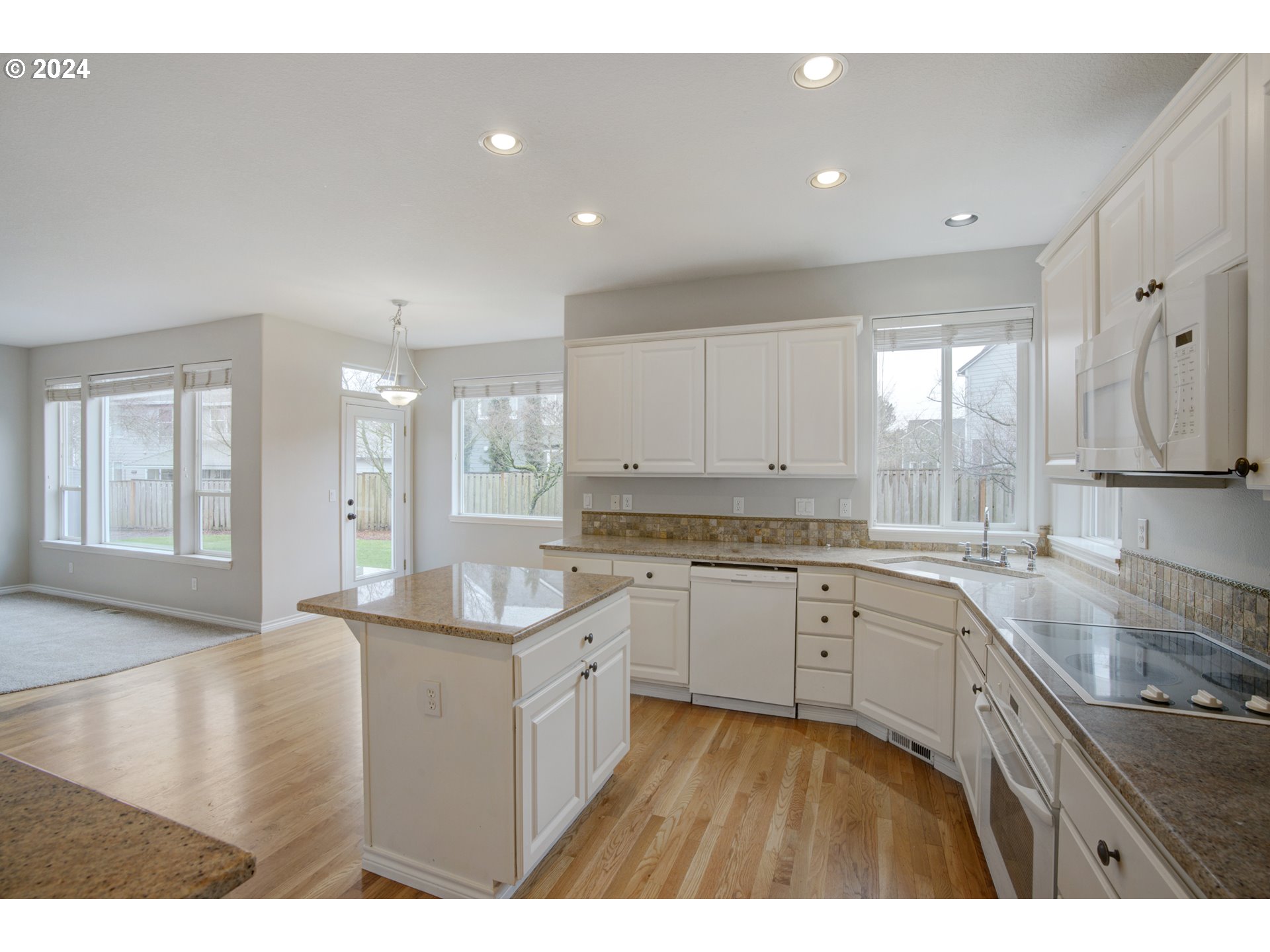 11008 SW PRESTWICK CT