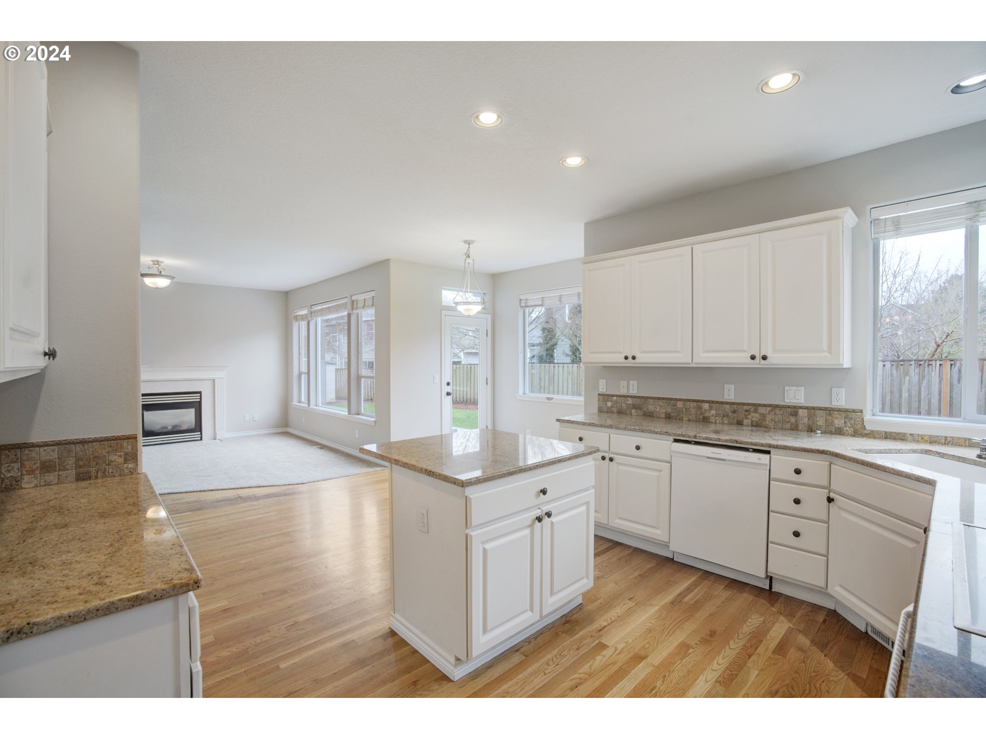 11008 SW PRESTWICK CT