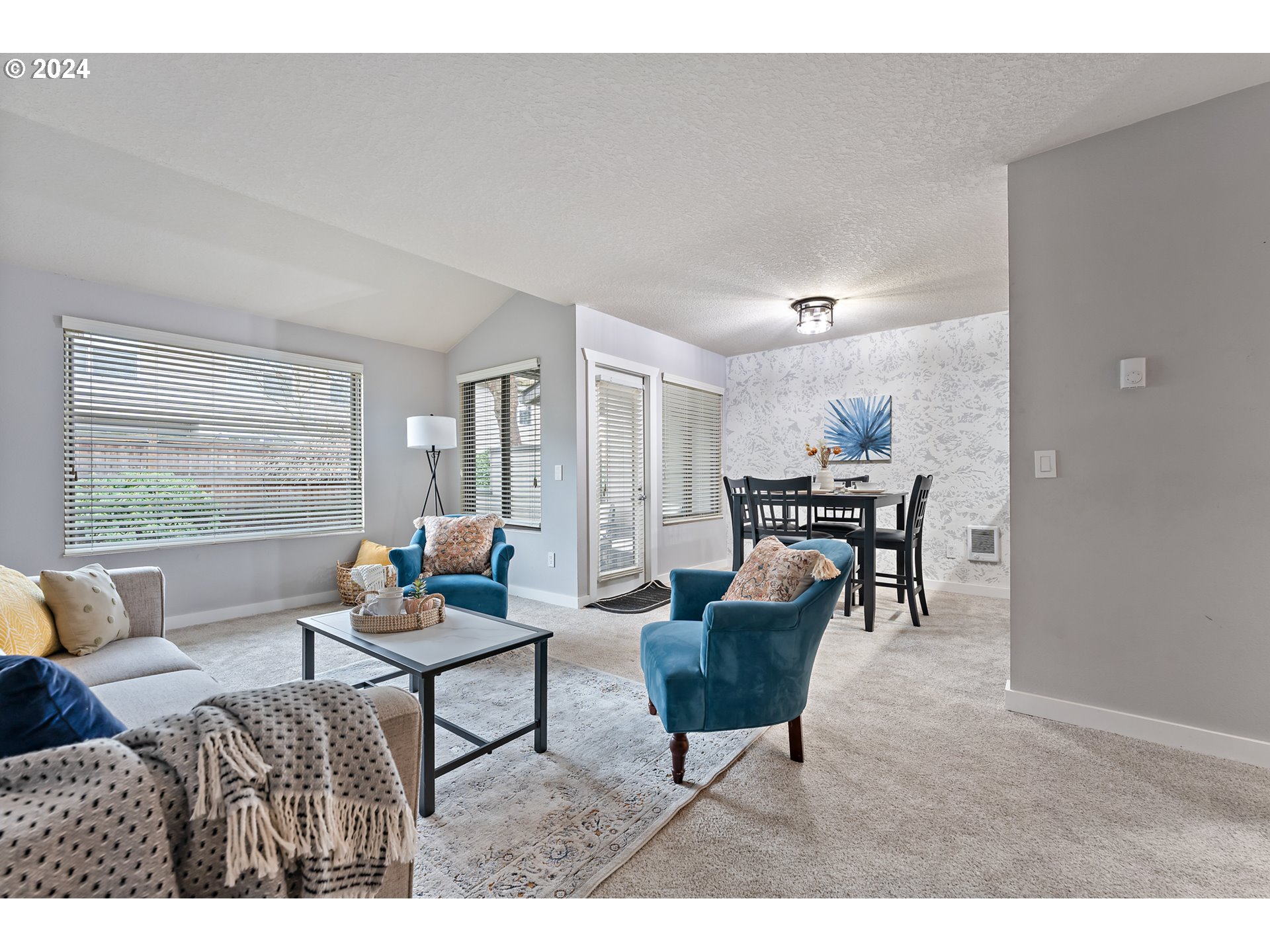 7808 NE LOOWIT LOOP 93