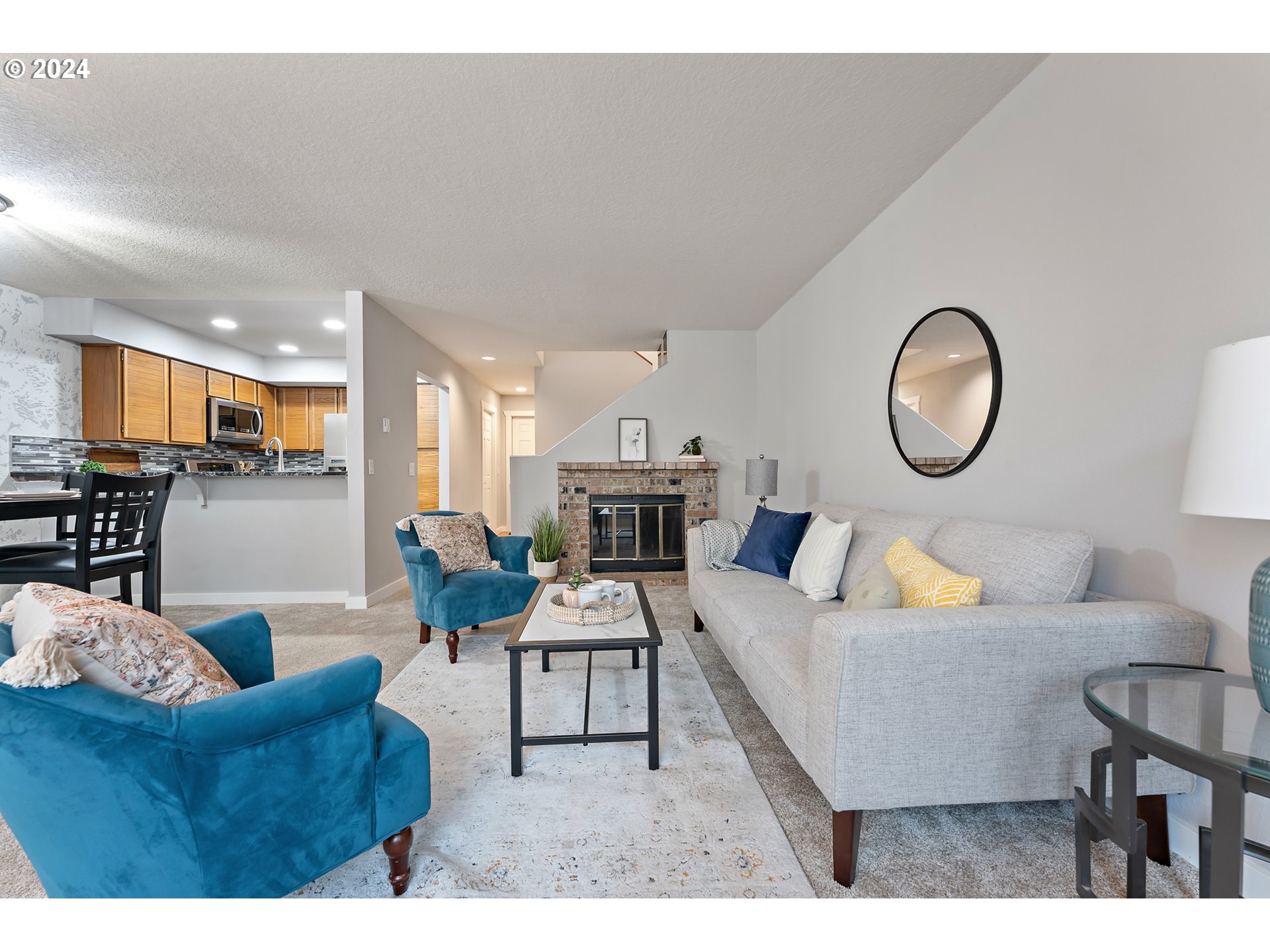 7808 NE LOOWIT LOOP 93