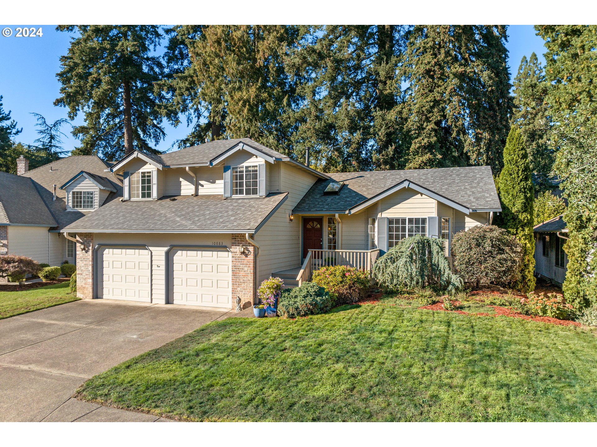 10883 SW CHATEAU LN
