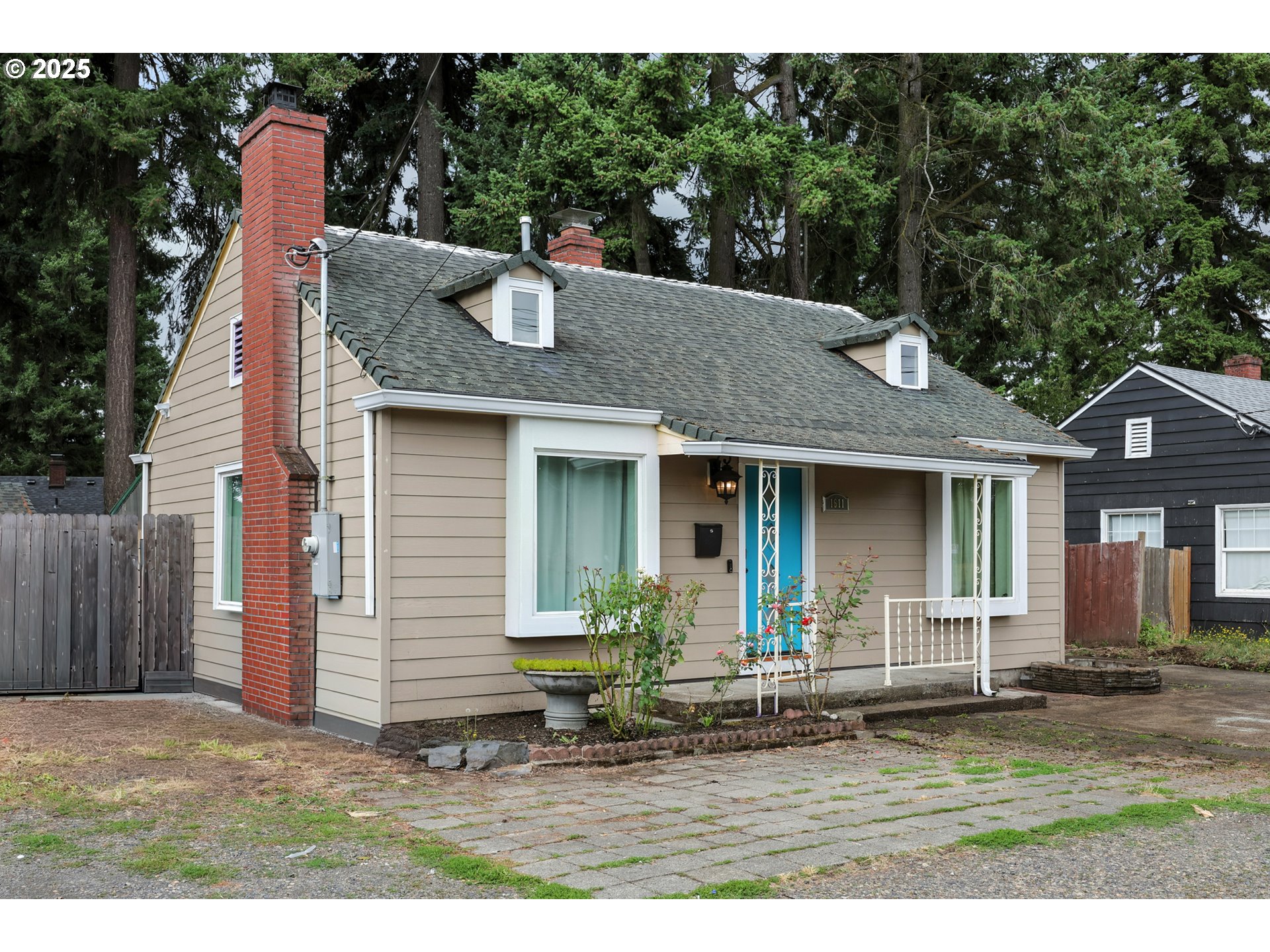 1611 NE 102ND AVE