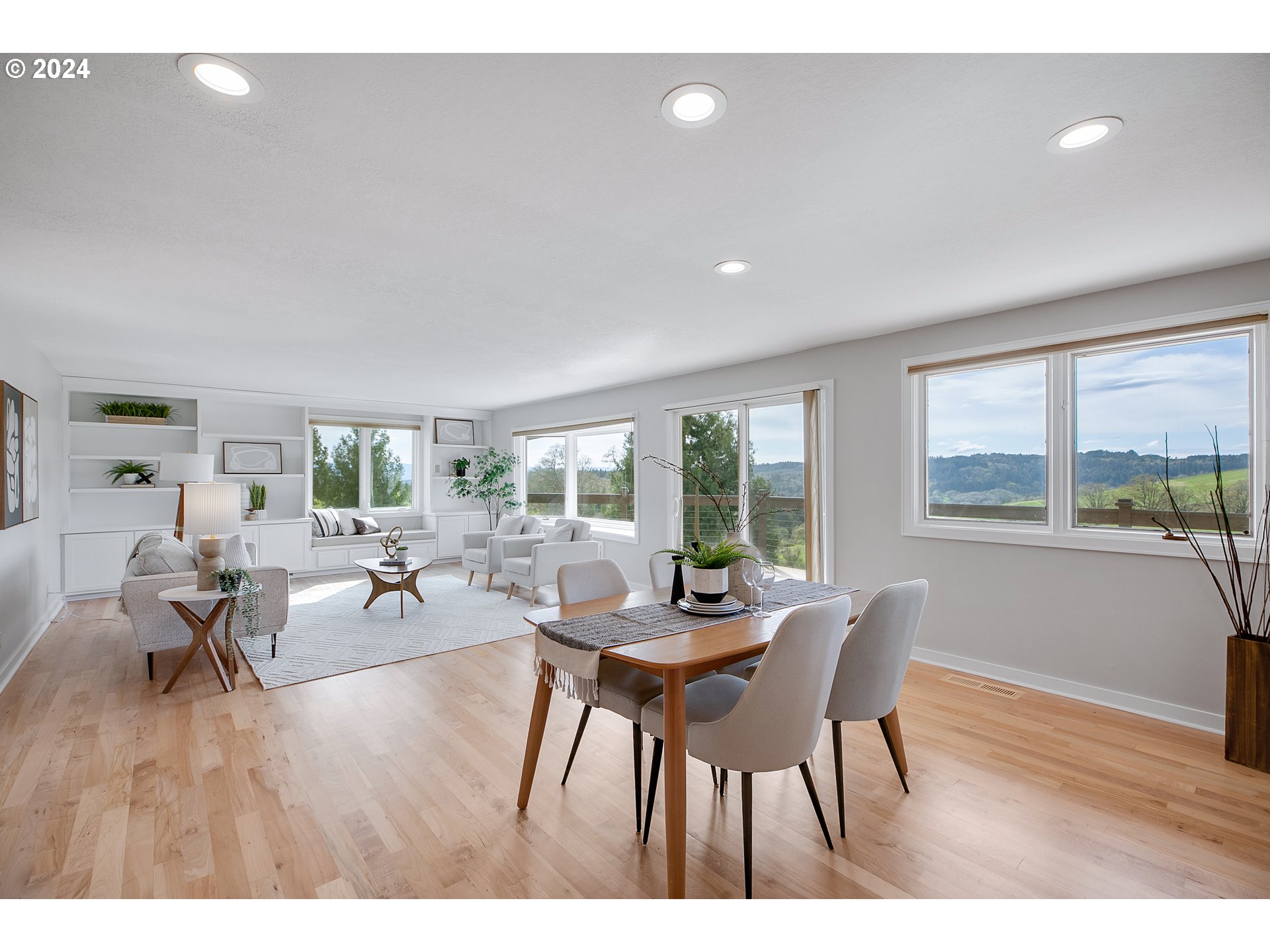 15500 SW DUSTY DR, McMinnville