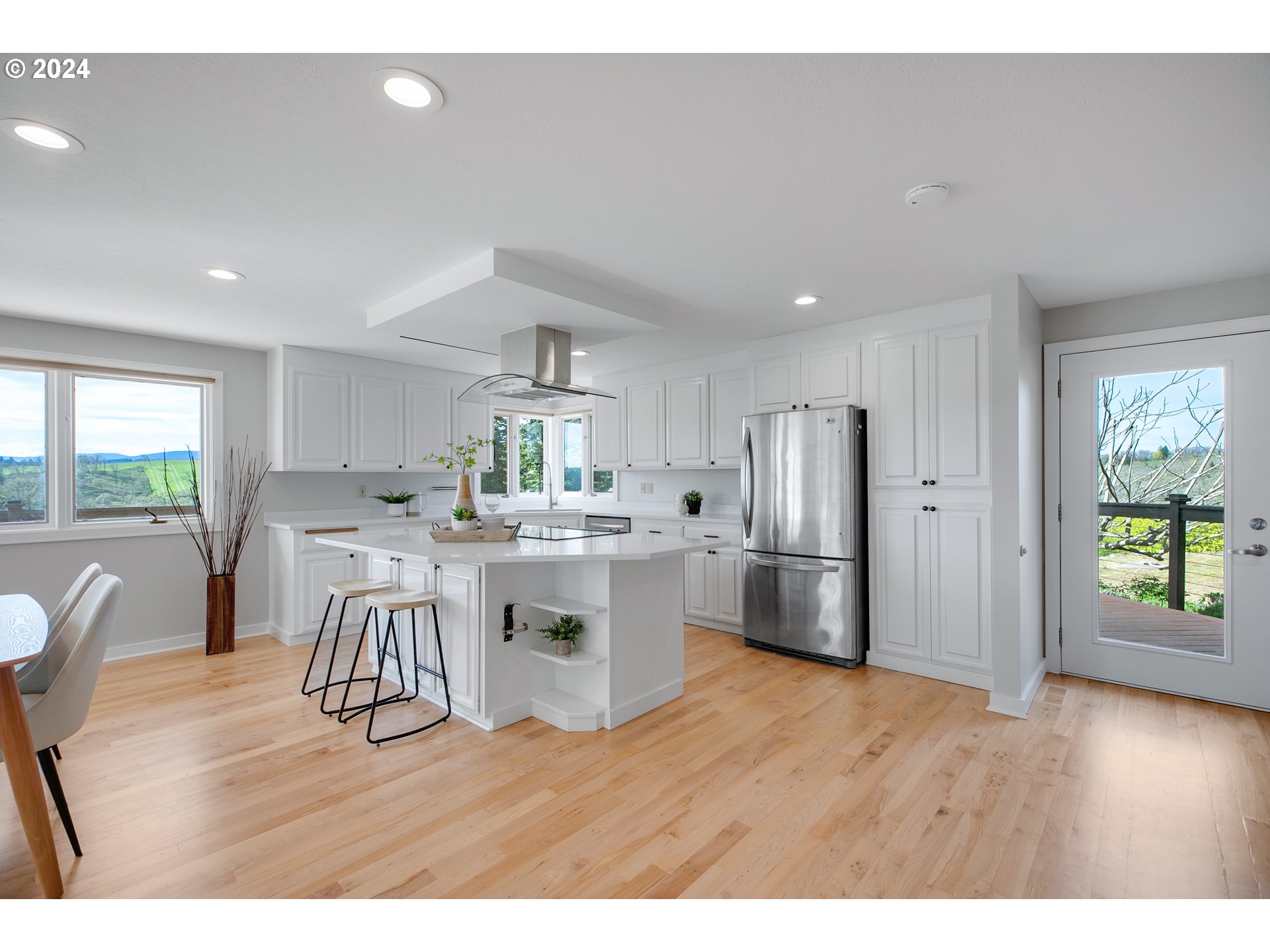 15500 SW DUSTY DR, McMinnville