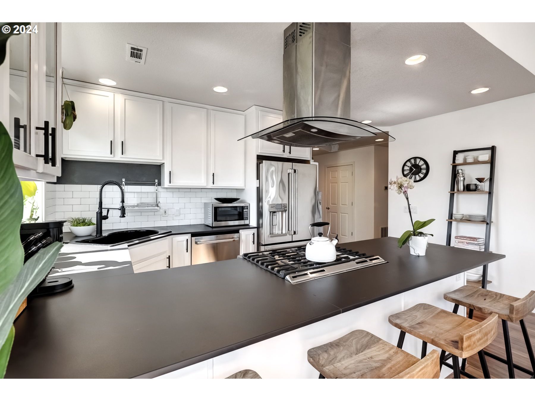 1815 SW 16TH AVE 401