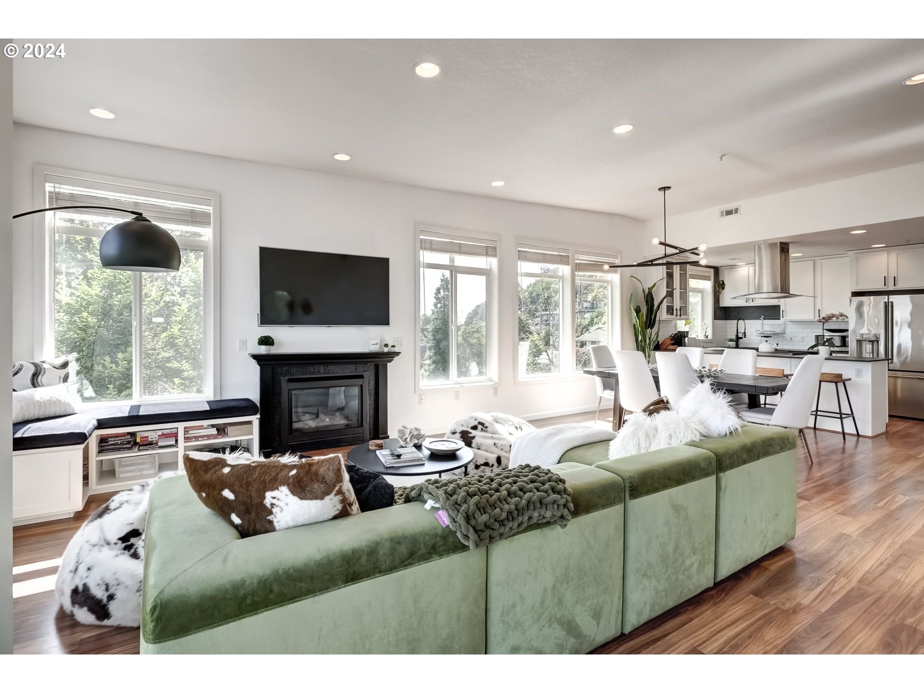1815 SW 16TH AVE 401