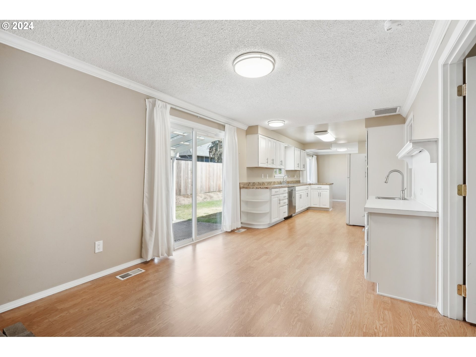 8670 SW COMANCHE WAY