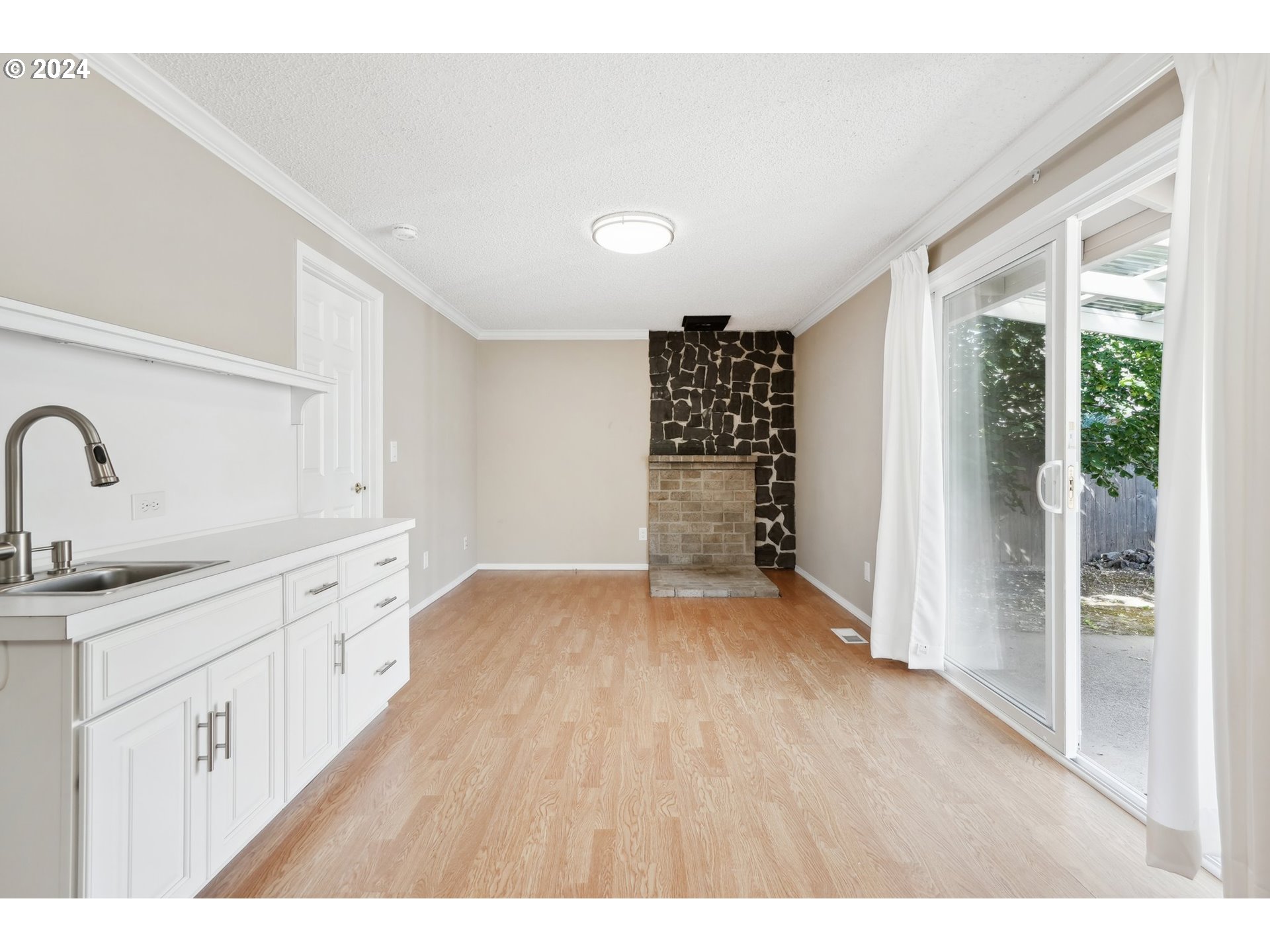 8670 SW COMANCHE WAY