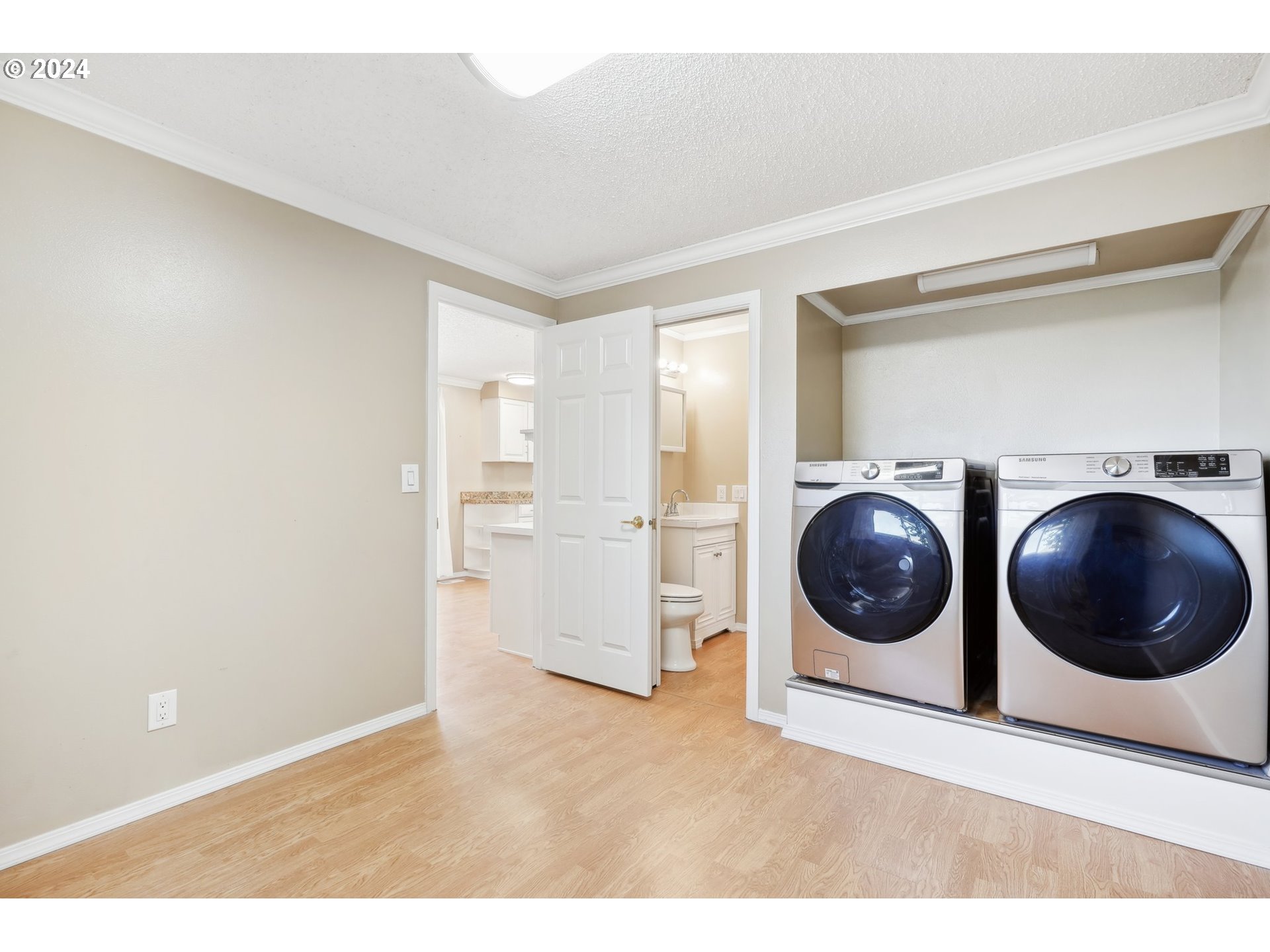 8670 SW COMANCHE WAY