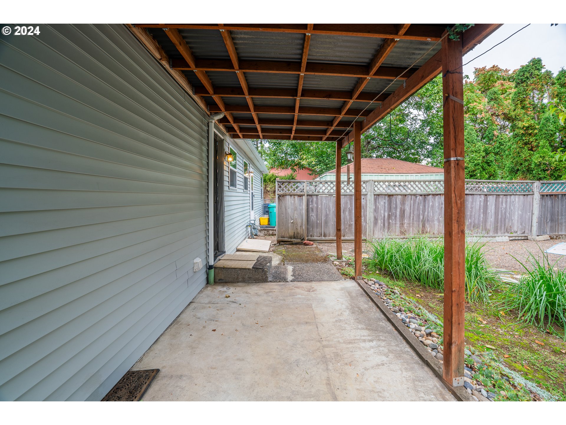 3848/3850 SE 92ND AVE