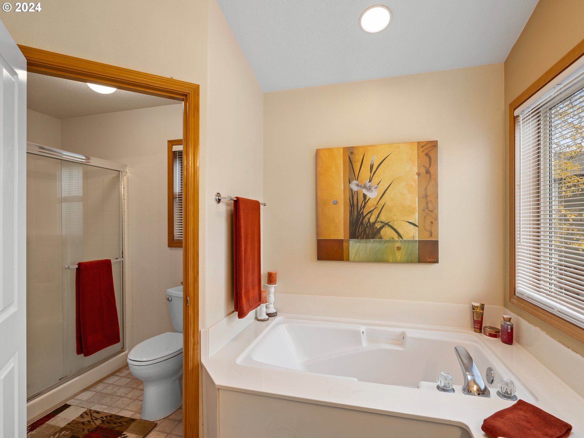 2013 NE 228TH CT