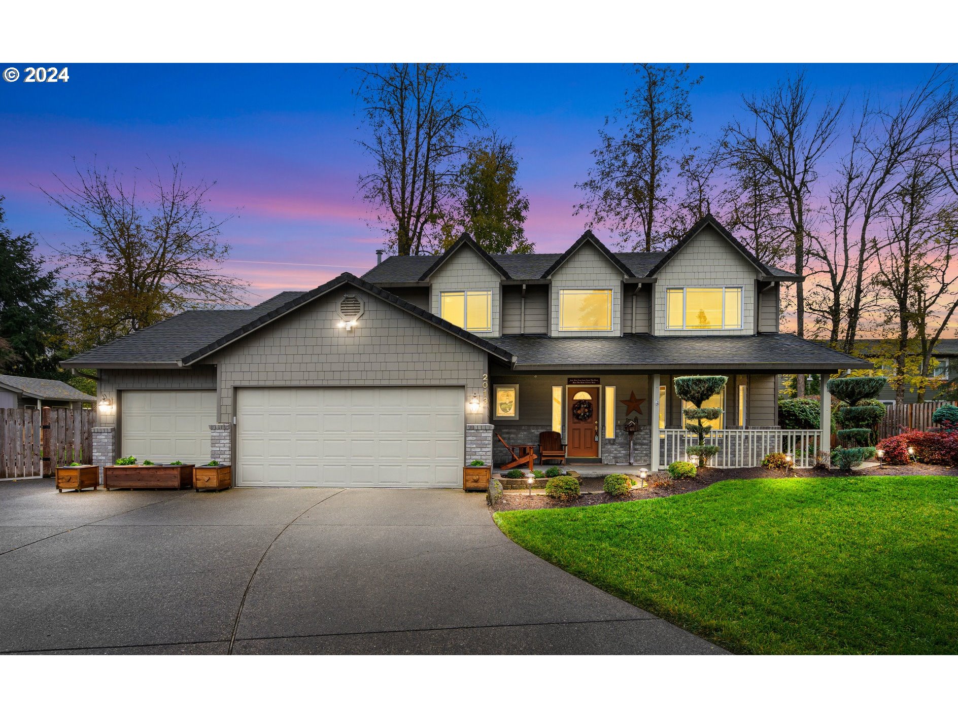 2013 NE 228TH CT