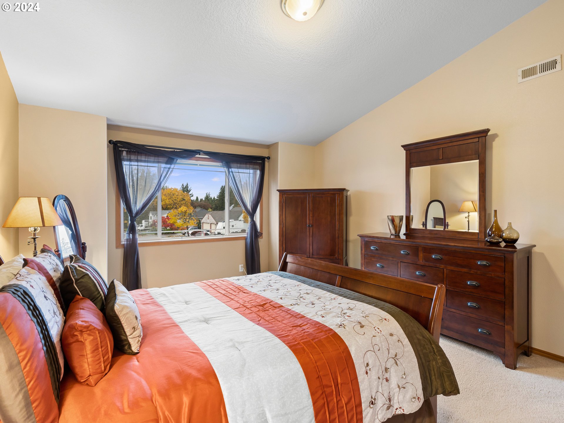2013 NE 228TH CT
