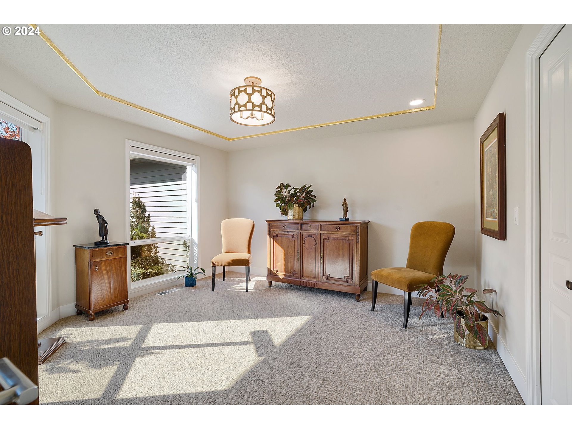 13995 SW MISTLETOE DR
