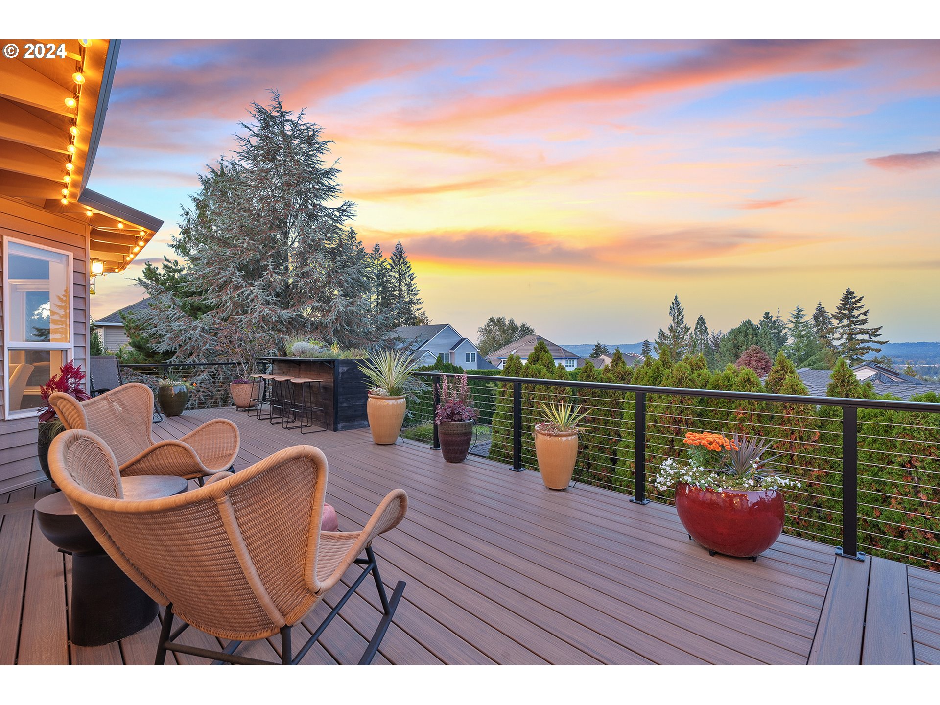 13995 SW MISTLETOE DR