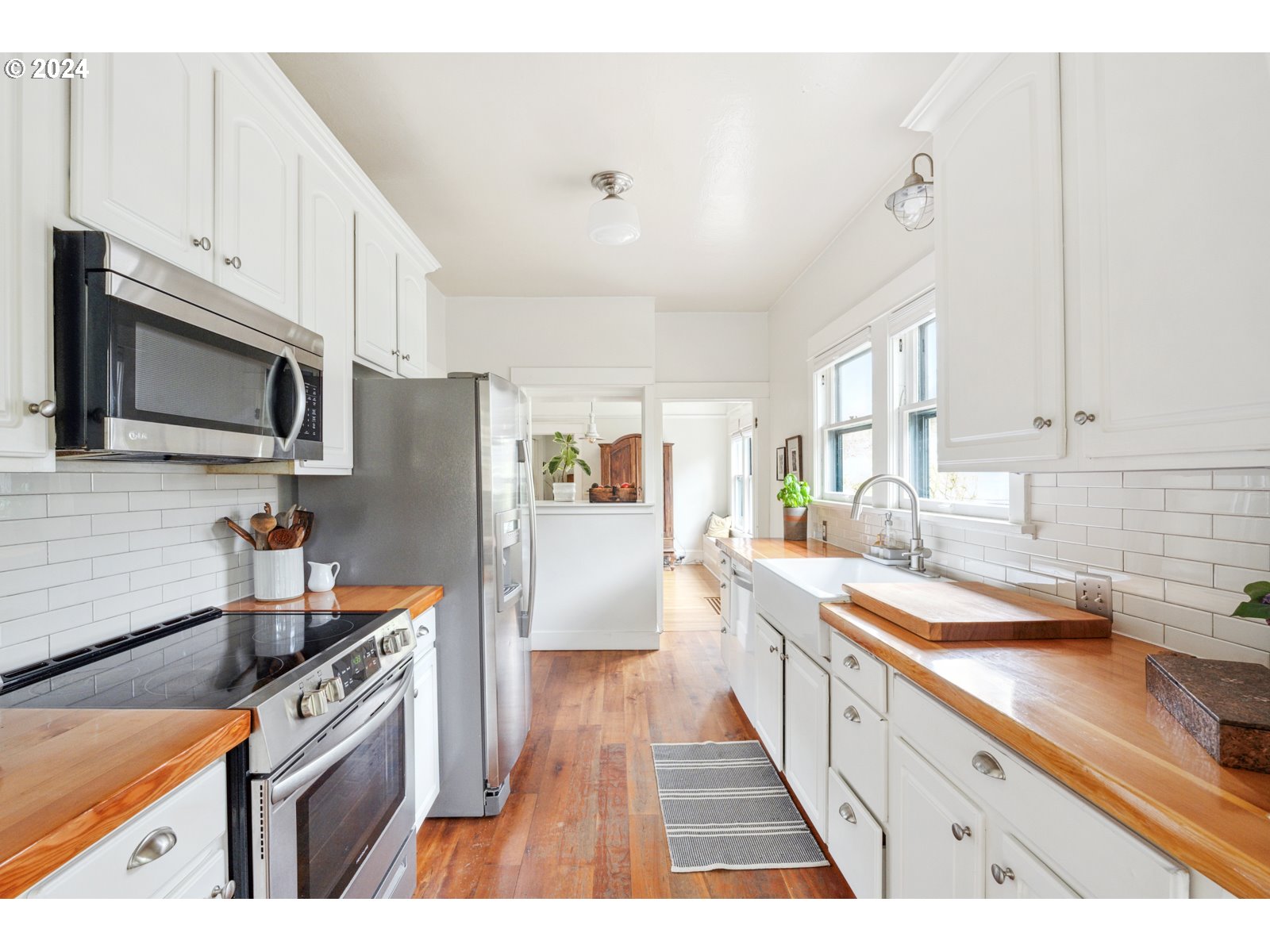 3803 N MASSACHUSETTS AVE N