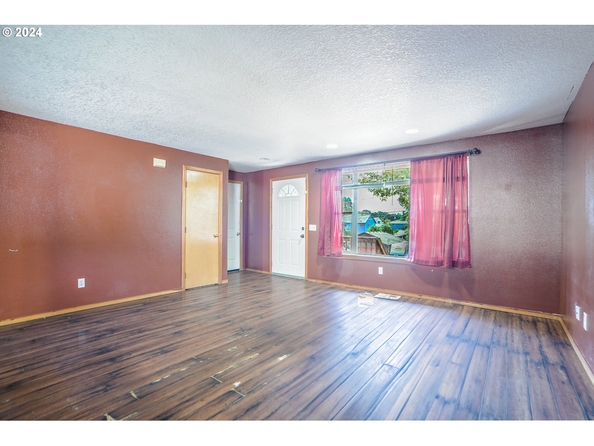 344 S 13TH ST, St. Helens