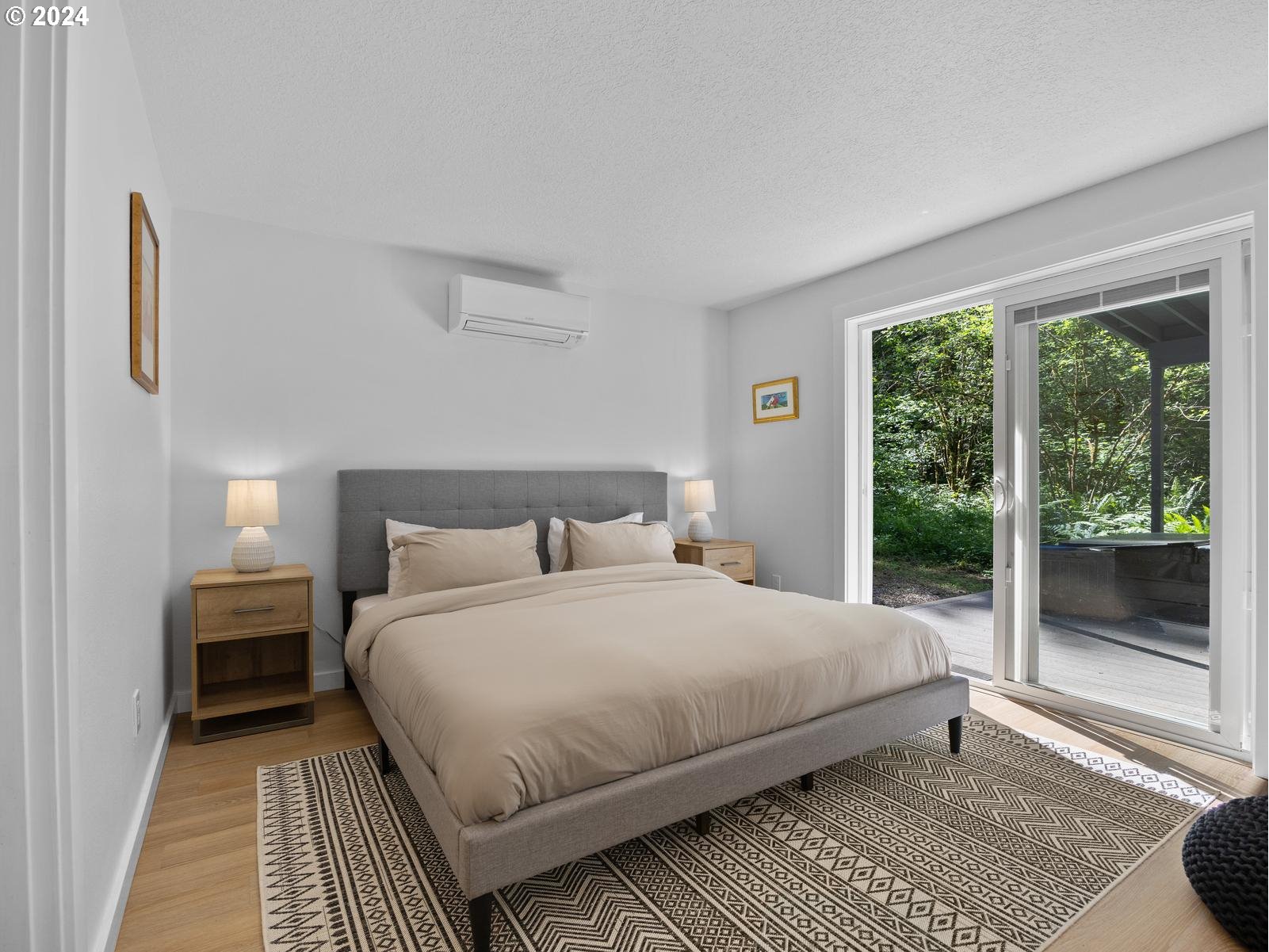 68690 E HUNCHBACK CT