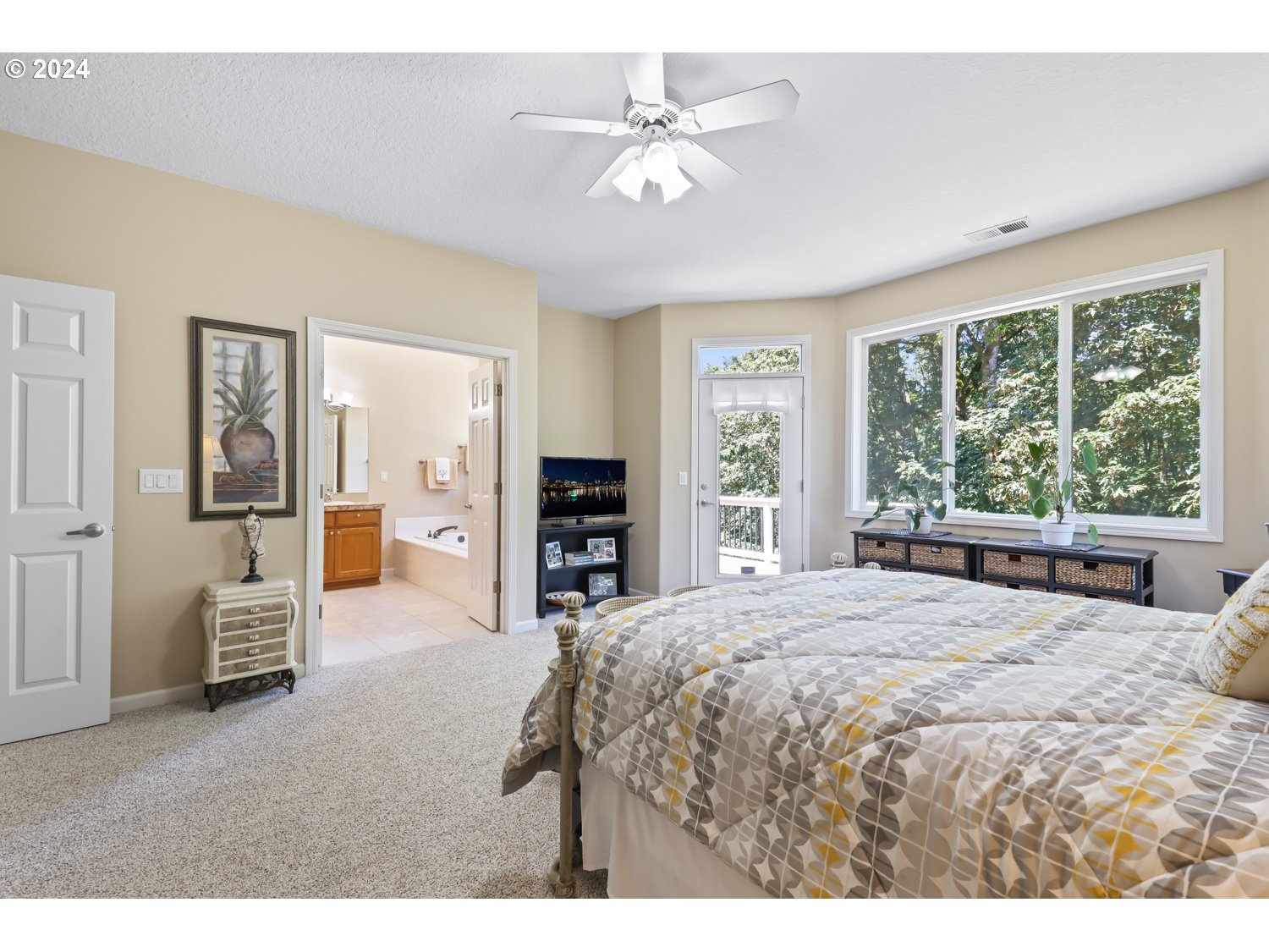 11340 SE HIGHLAND LOOP