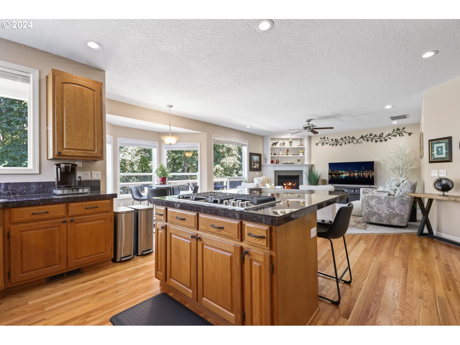 11340 SE HIGHLAND LOOP