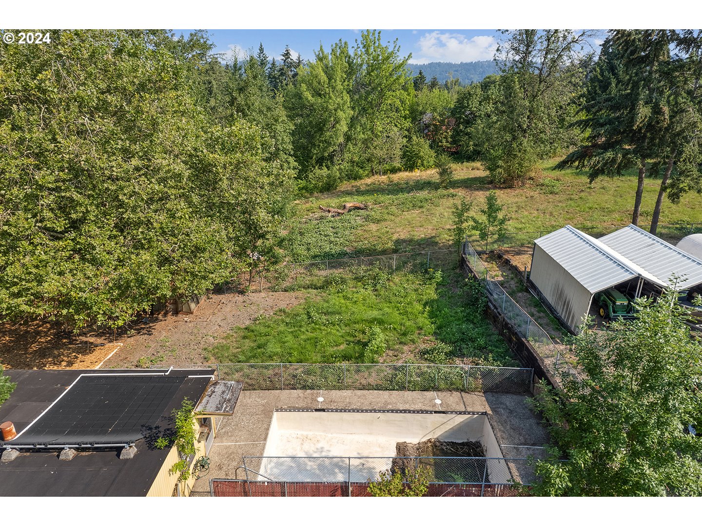 5857 SW GARDEN HOME RD