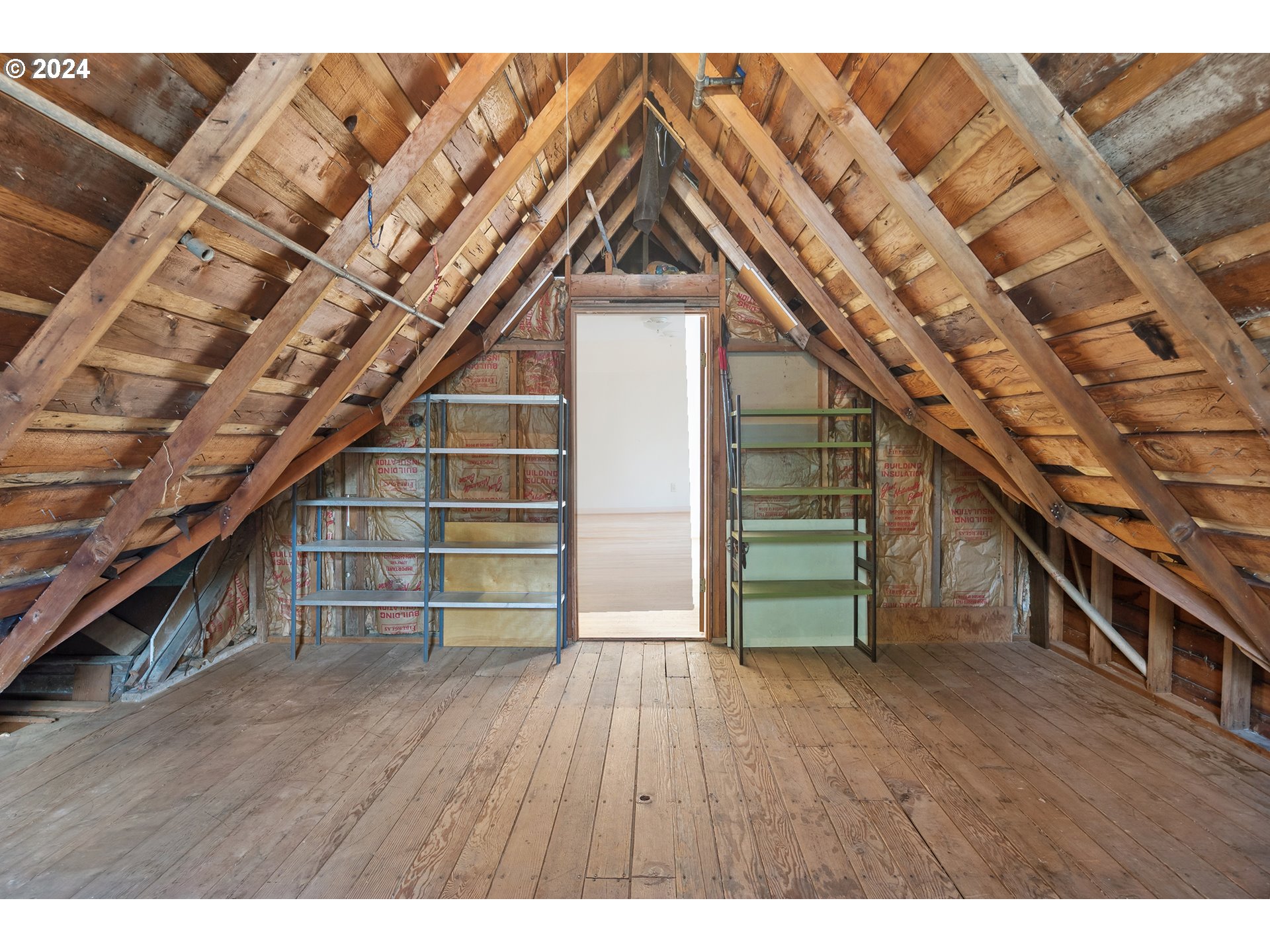 5857 SW GARDEN HOME RD