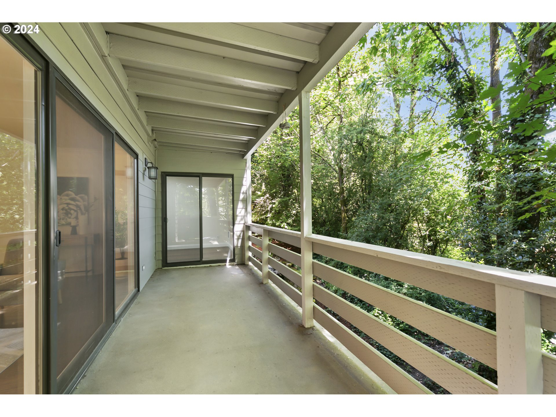1500 SW SKYLINE BLVD 11