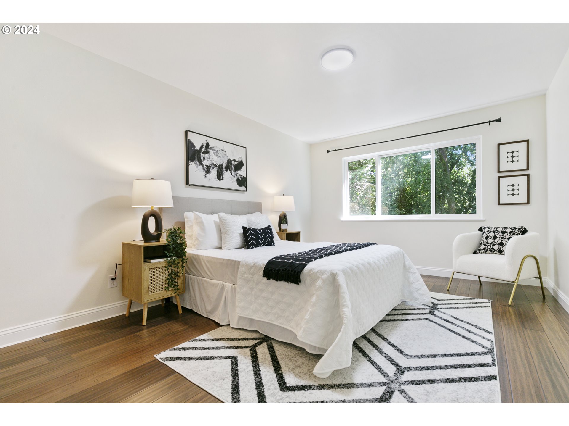 1500 SW SKYLINE BLVD 11