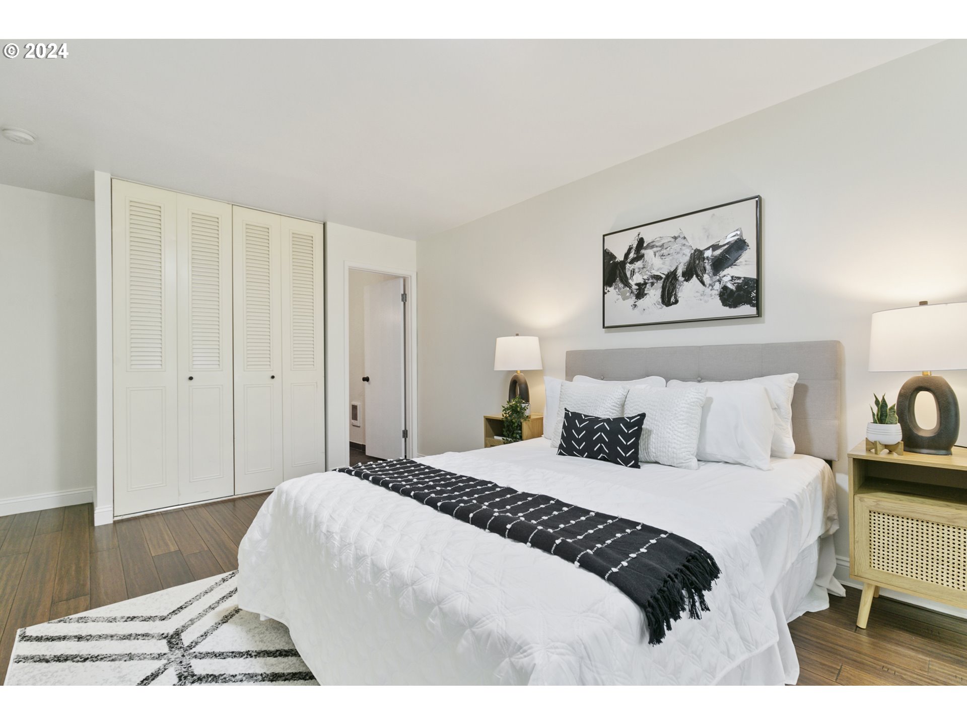 1500 SW SKYLINE BLVD 11