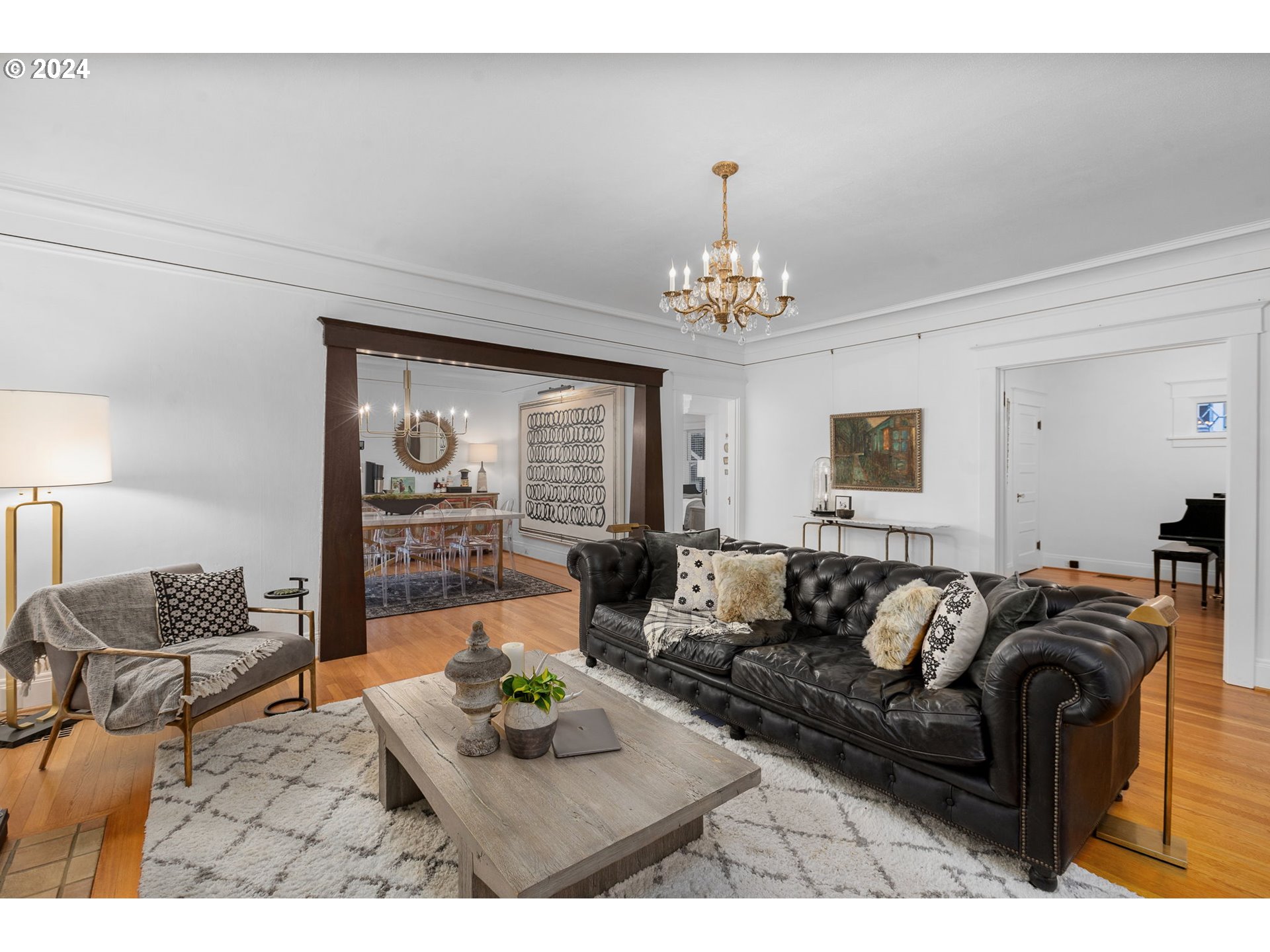 128 SE CESAR E CHAVEZ BLVD