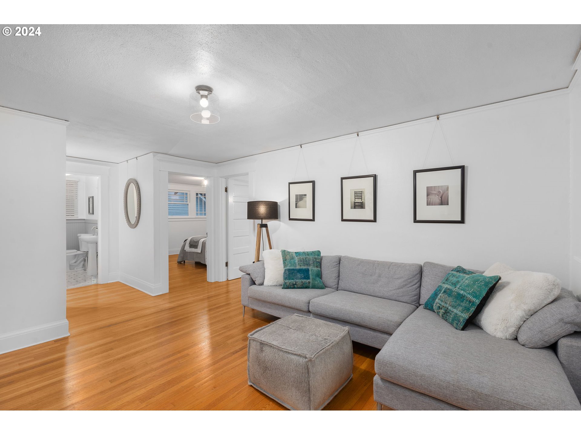 128 SE CESAR E CHAVEZ BLVD