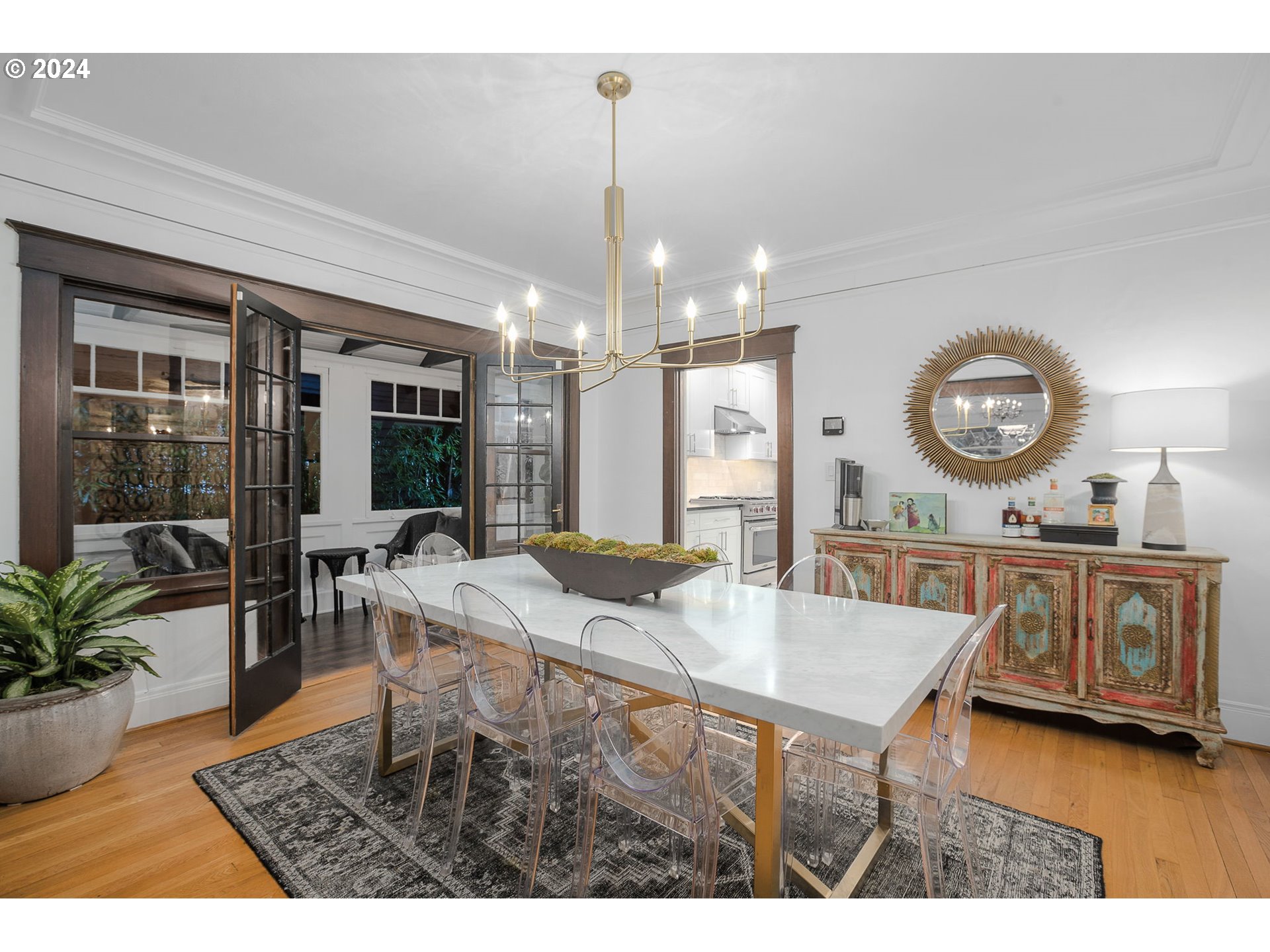 128 SE CESAR E CHAVEZ BLVD