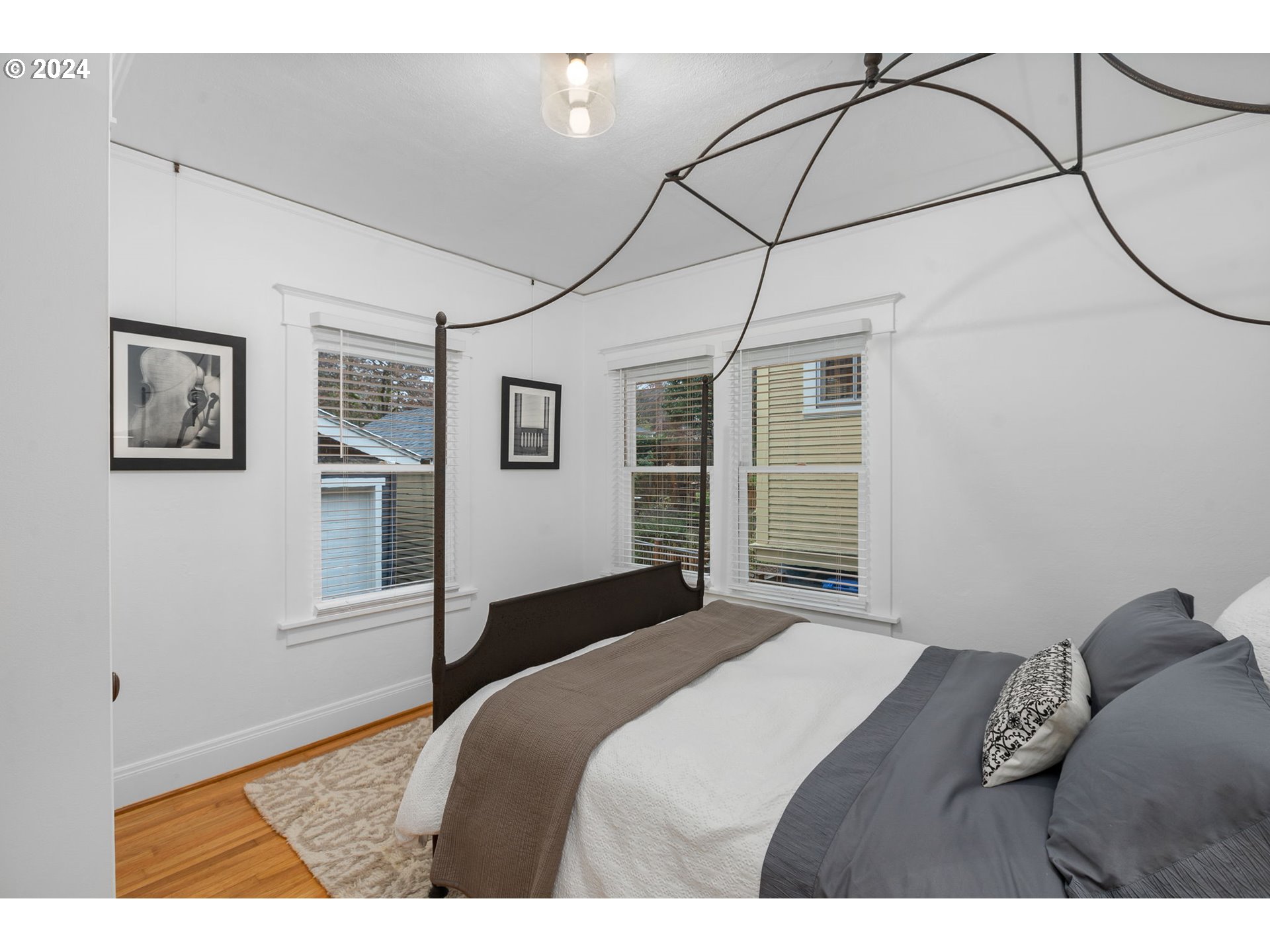 128 SE CESAR E CHAVEZ BLVD