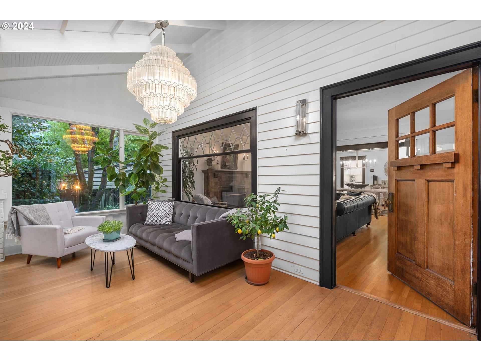 128 SE CESAR E CHAVEZ BLVD