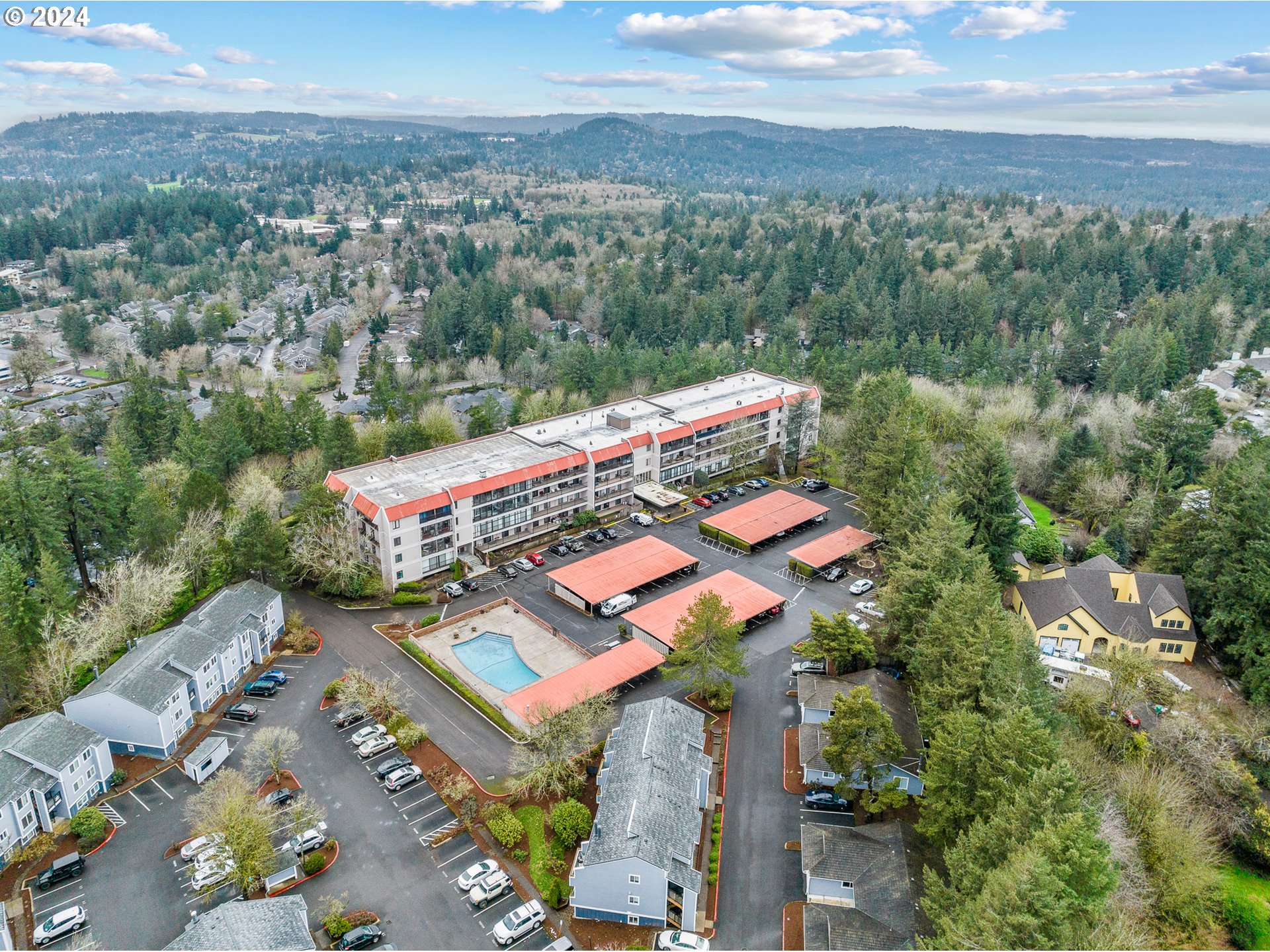 45 EAGLE CREST DR 207