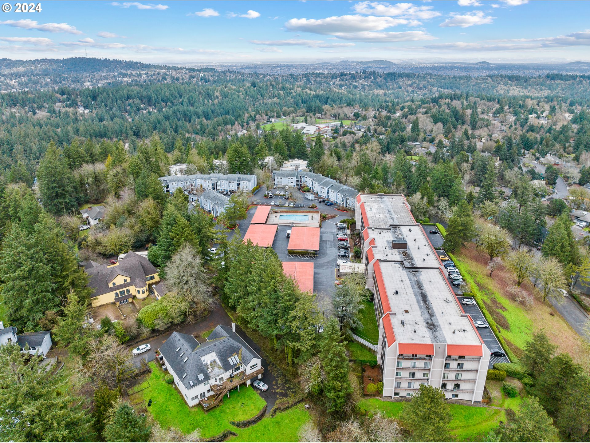 45 EAGLE CREST DR 207